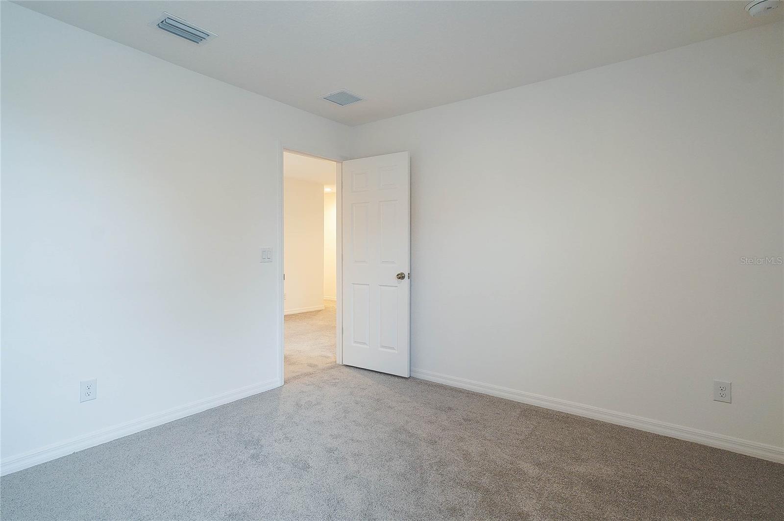 156 GLASS ONION DR