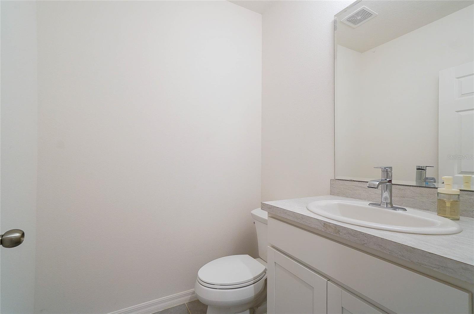 156 GLASS ONION DR