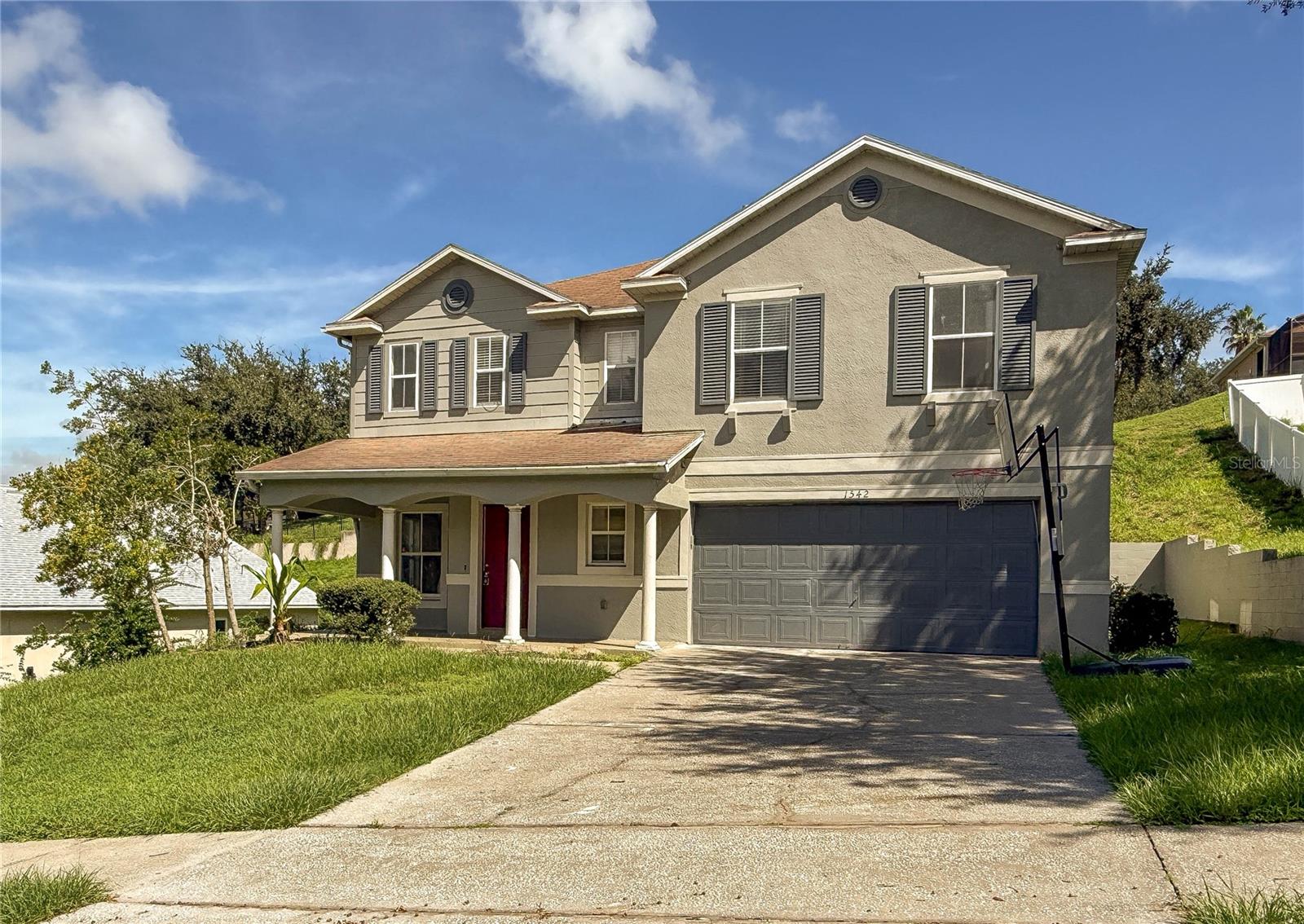1542 NIGHTFALL DR