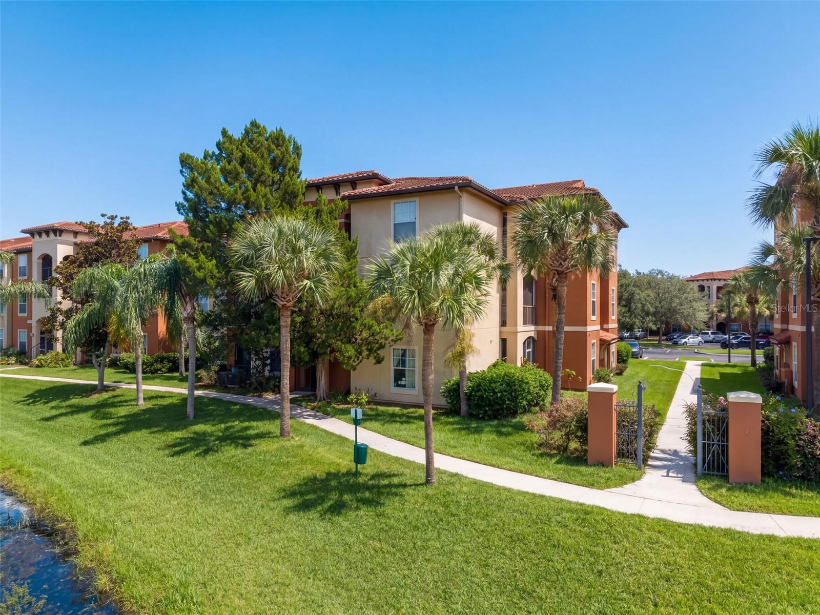 5530 METROWEST BLVD #203