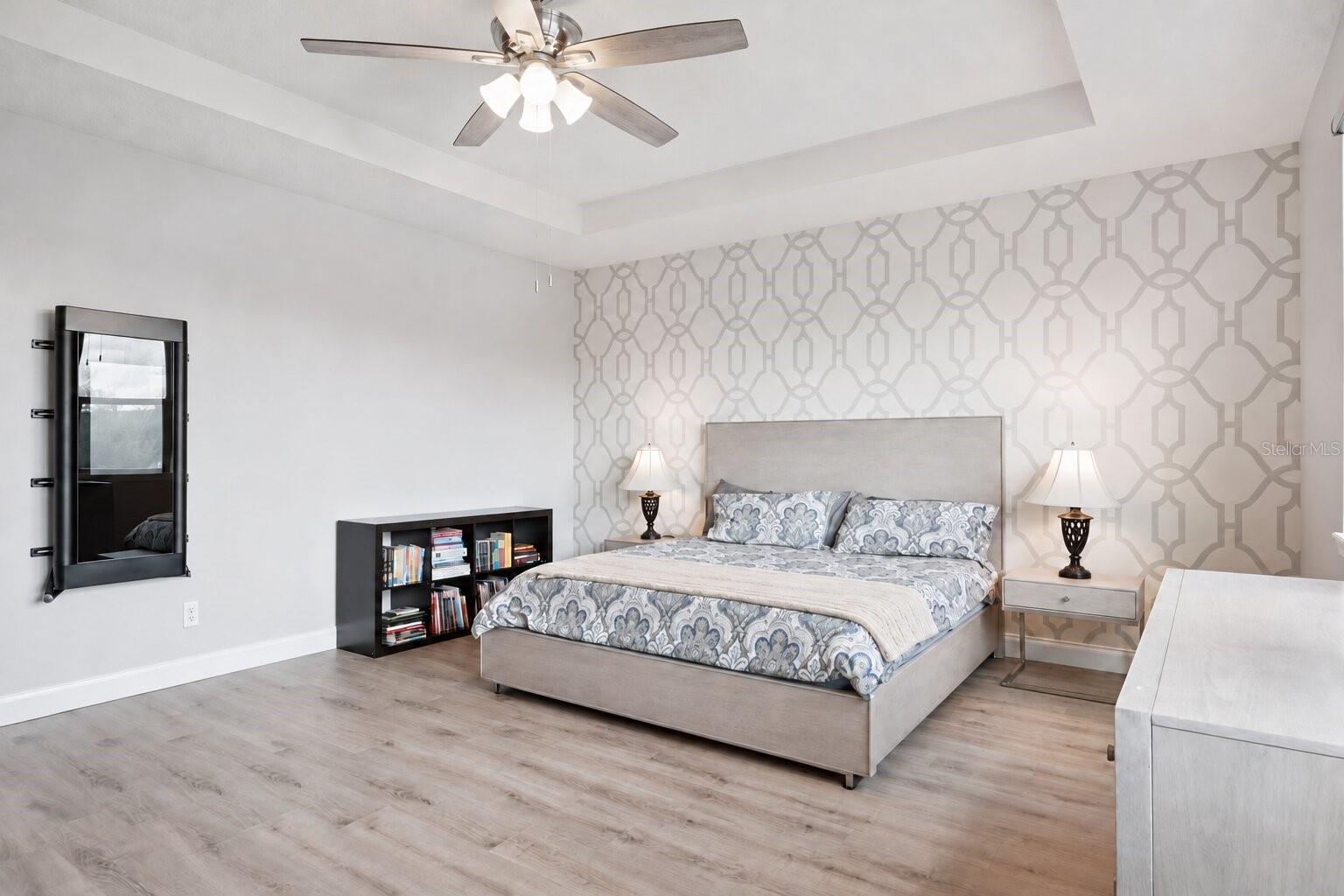 8325 VIVARO ISLE WAY