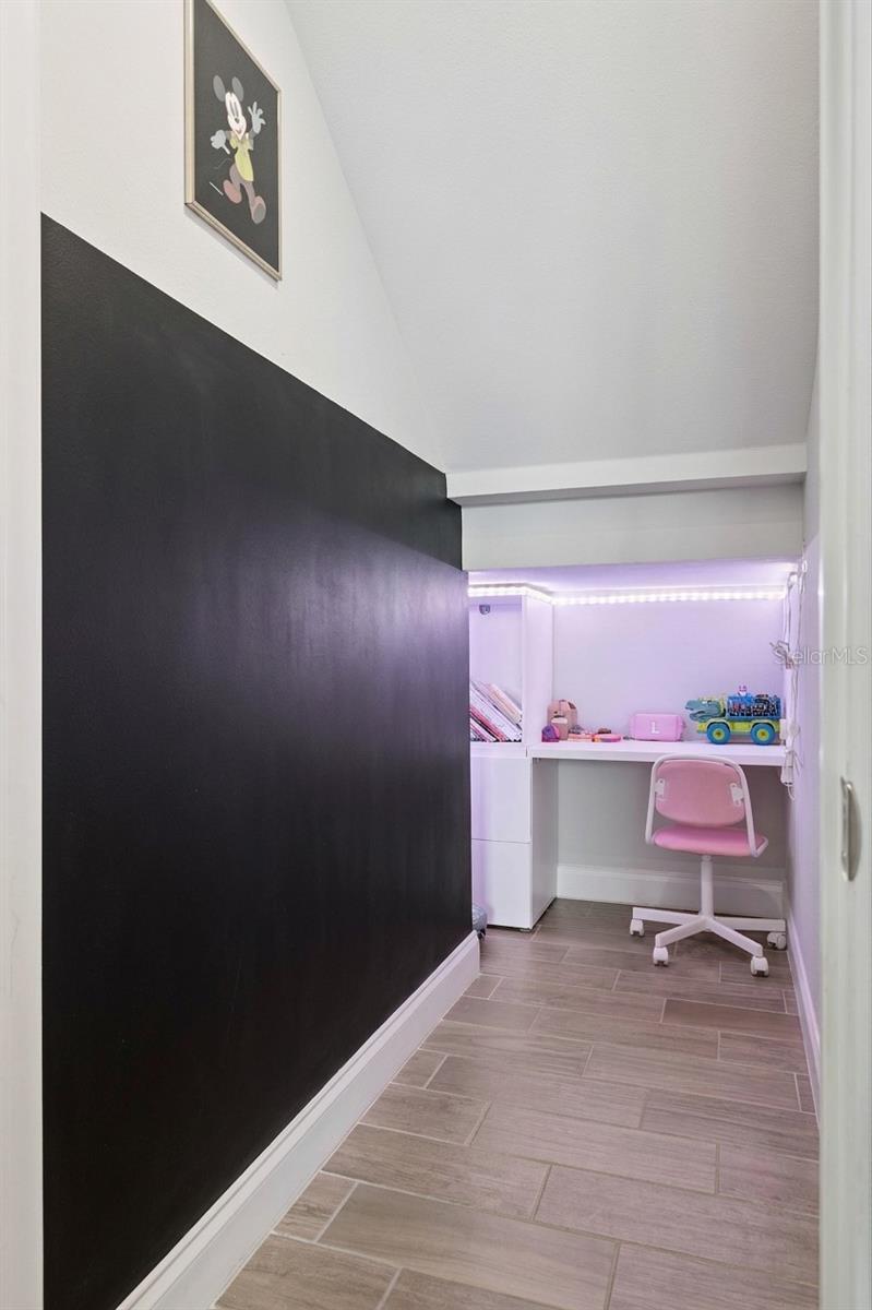 8325 VIVARO ISLE WAY