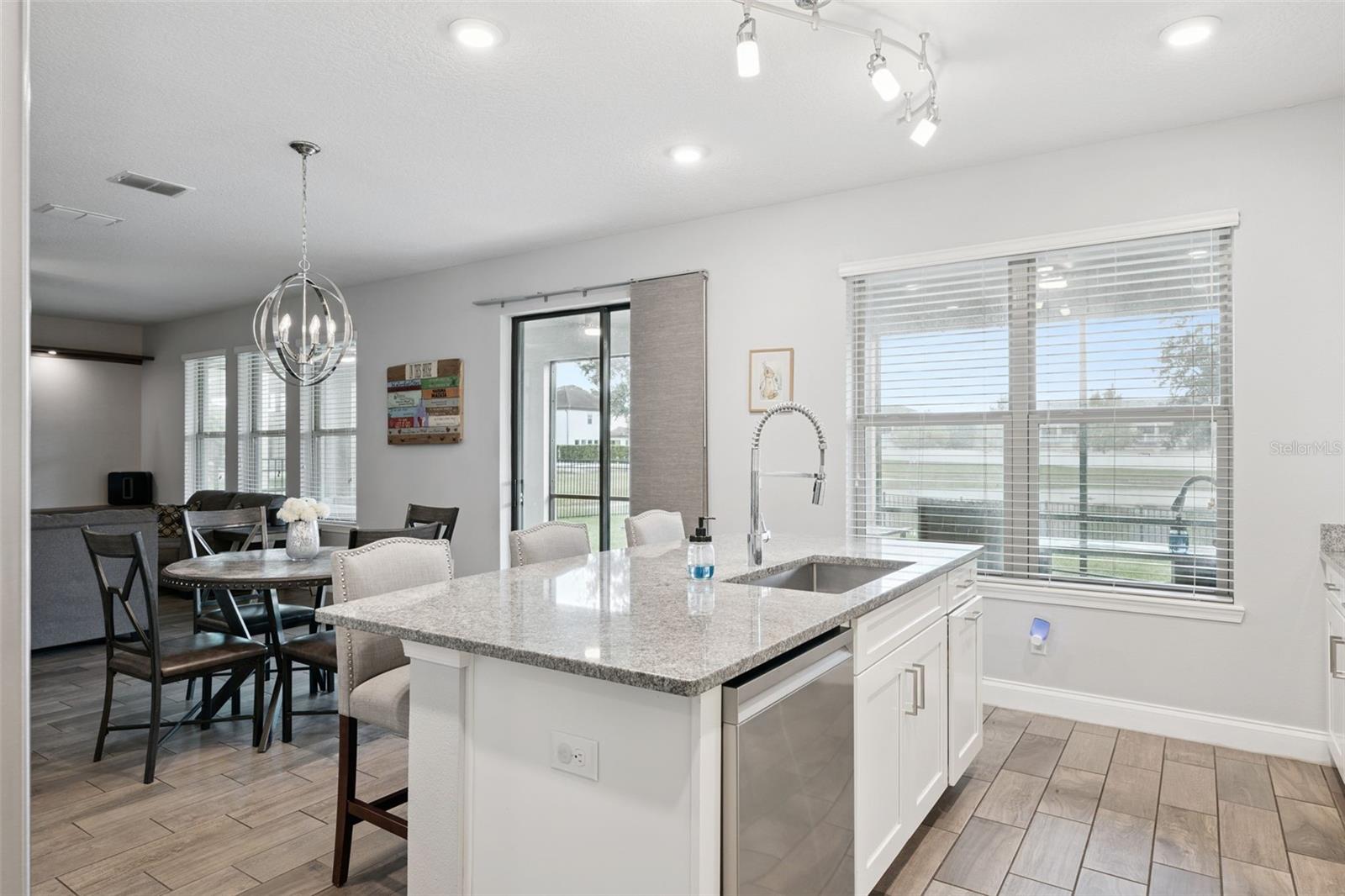 8325 VIVARO ISLE WAY
