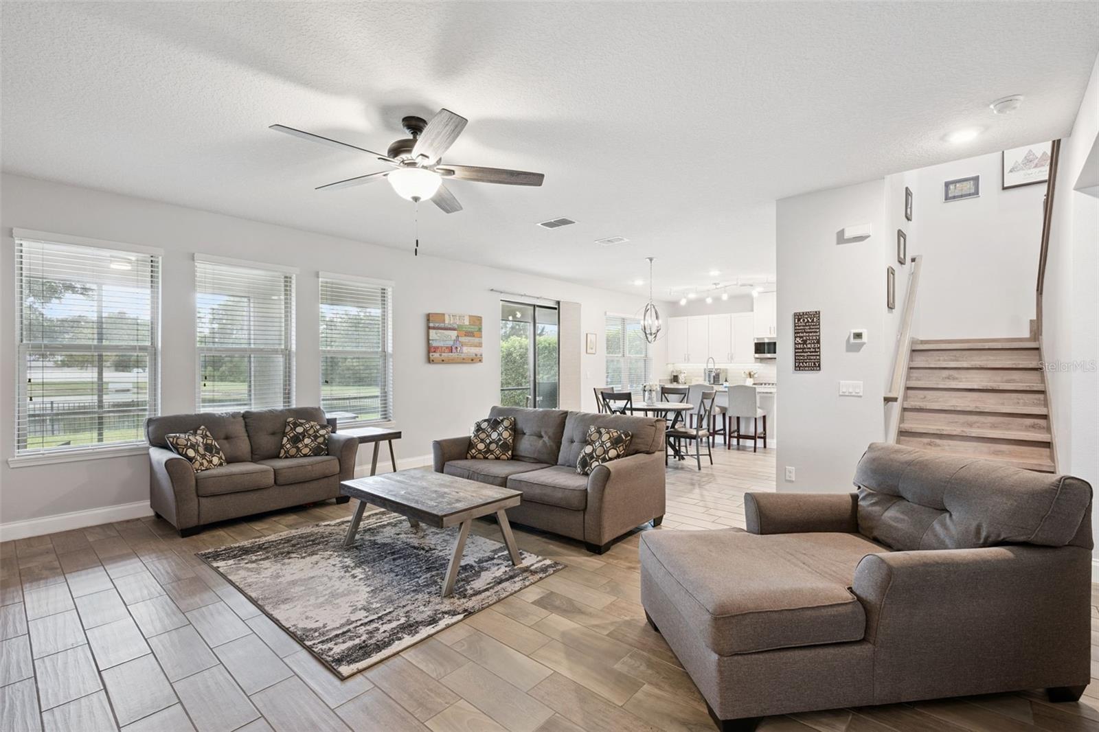 8325 VIVARO ISLE WAY