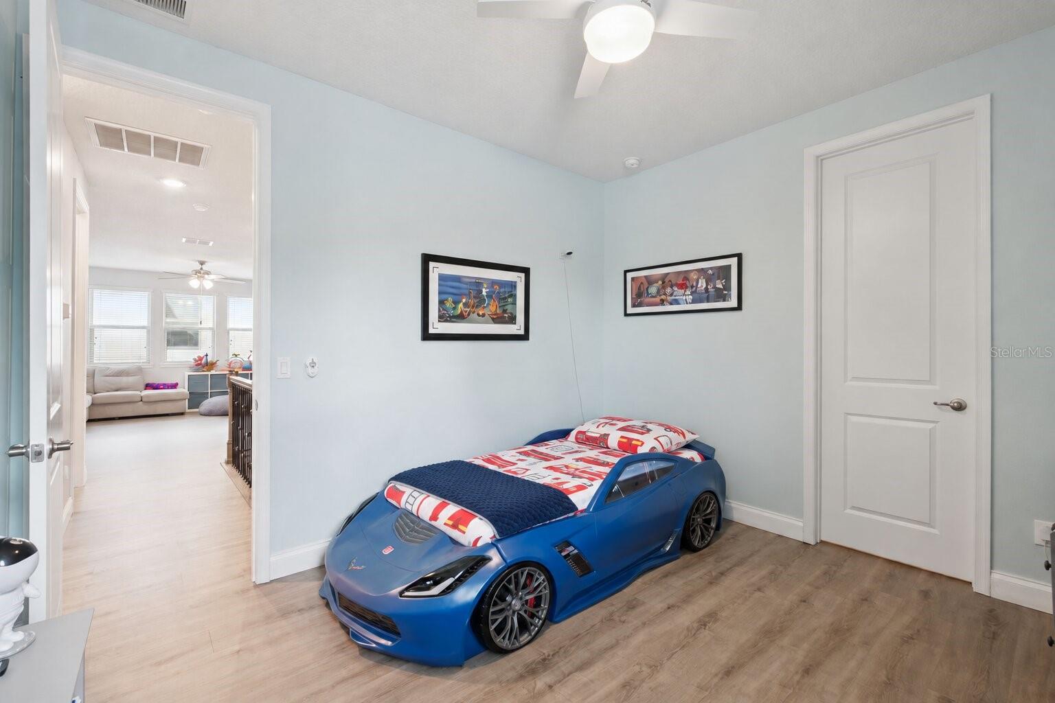 8325 VIVARO ISLE WAY