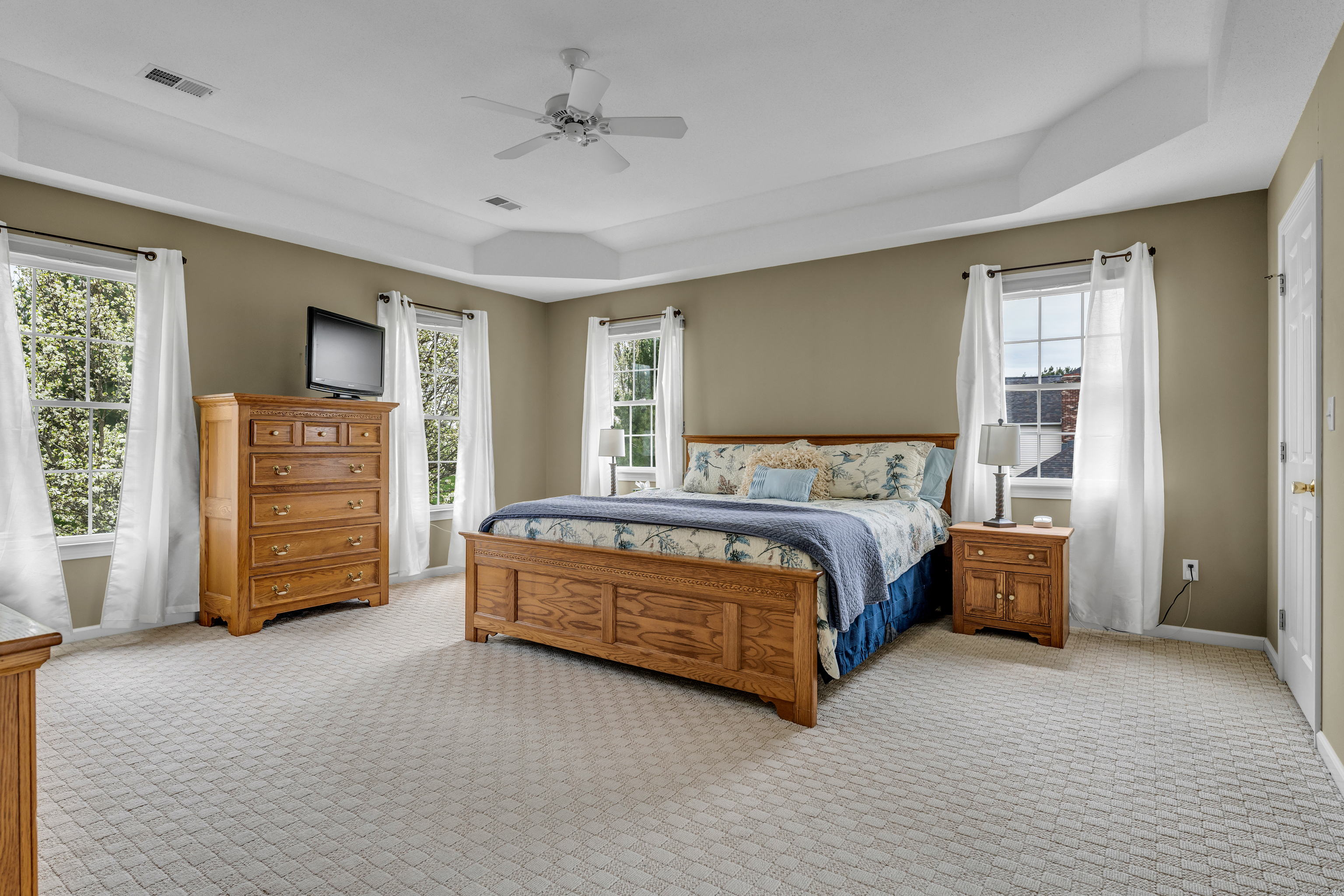 18 Overlook Lane