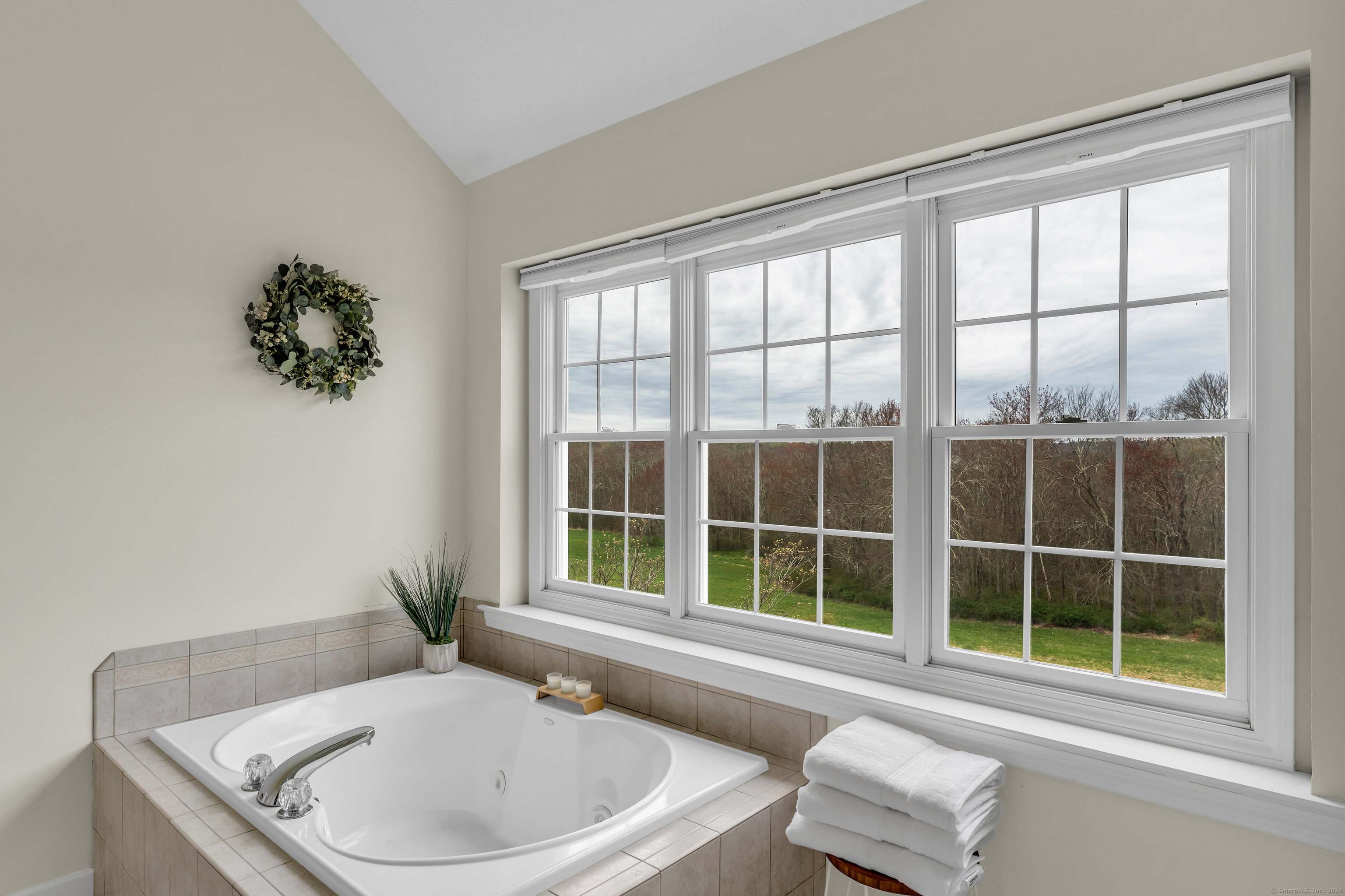 18 Overlook Lane
