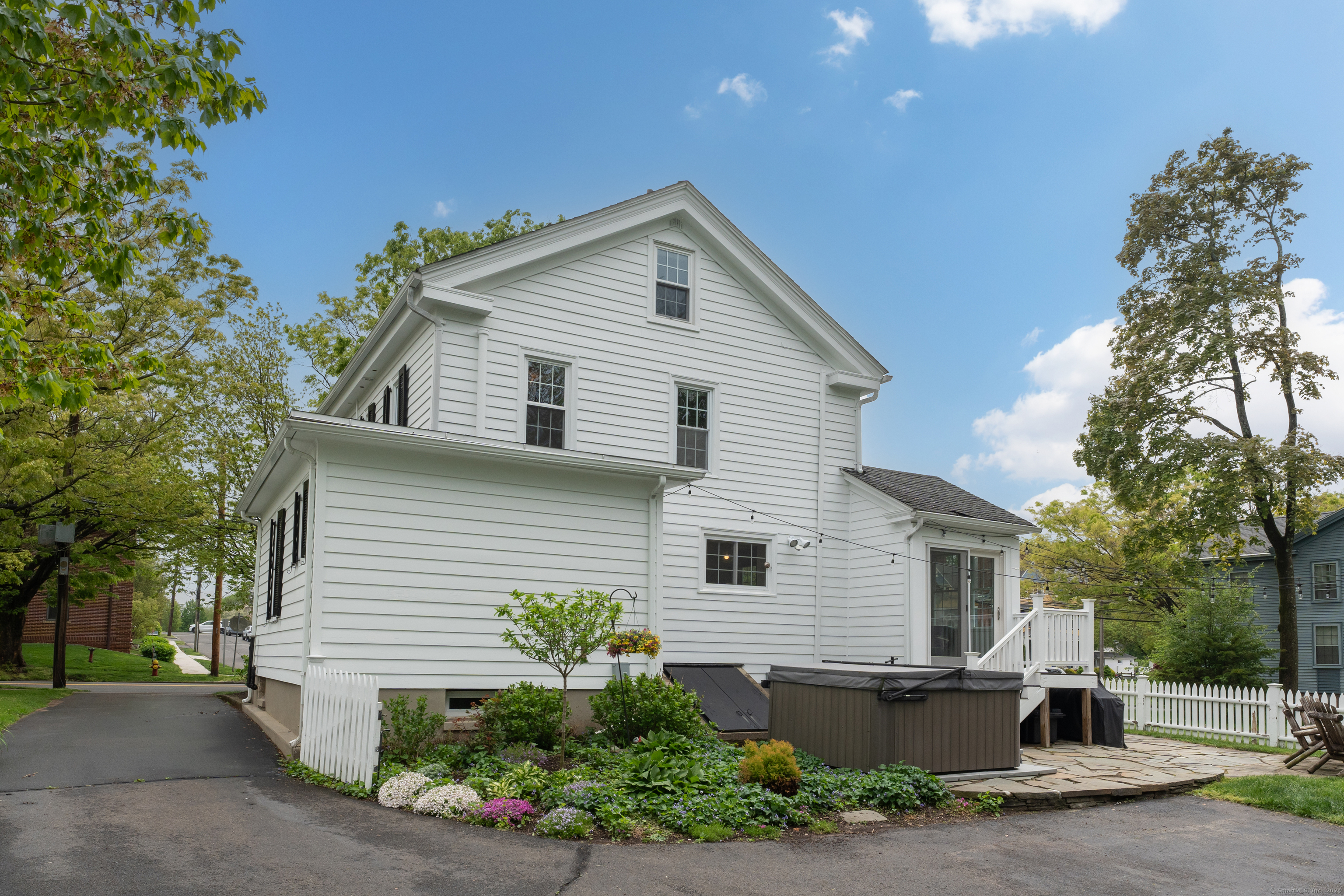 280 North Main Street