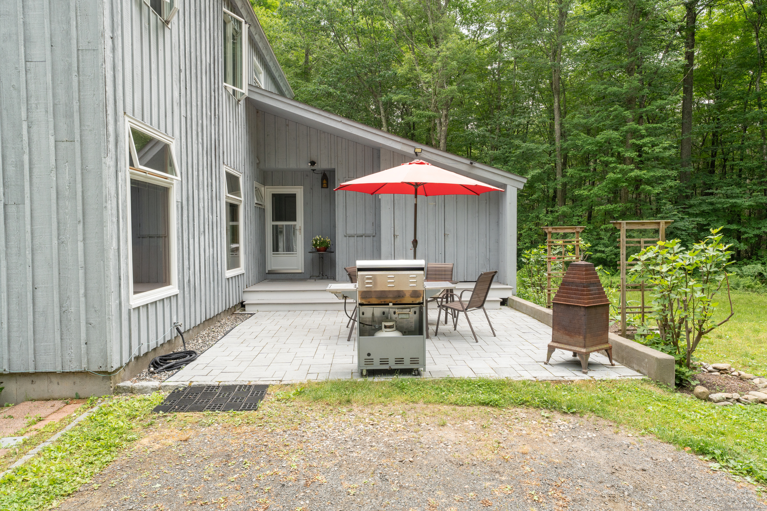 392 Roast Meat Hill Road