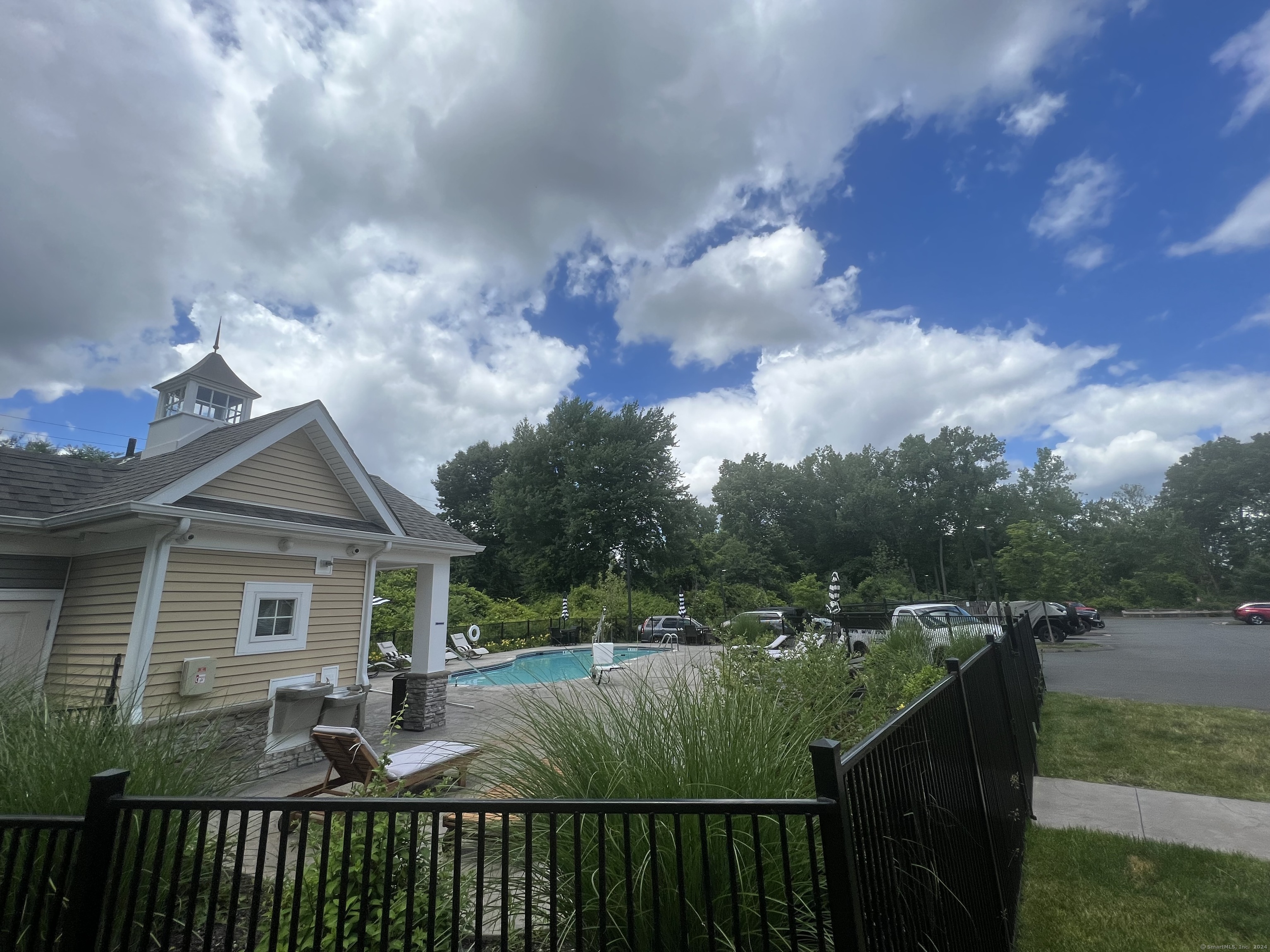 275 Ridge Road 212