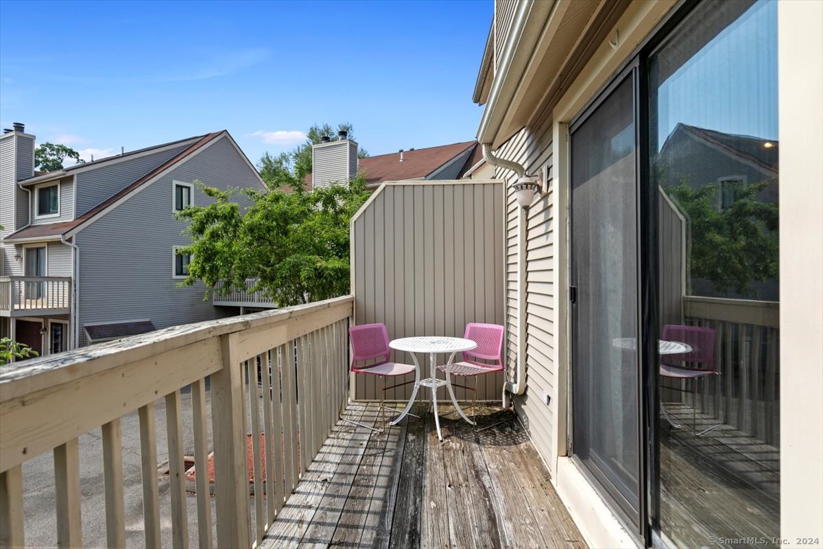 506 Woodward Avenue 13