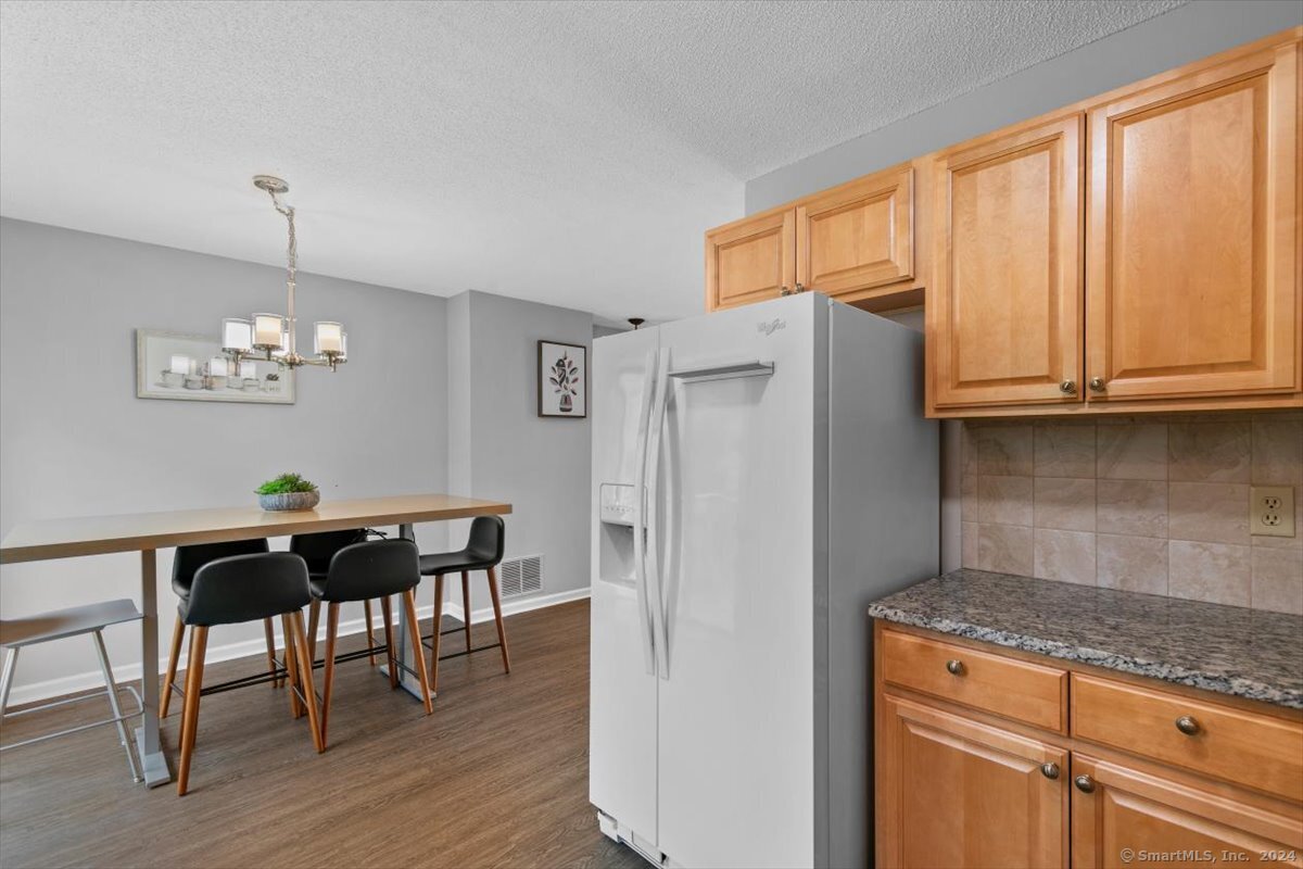 506 Woodward Avenue 13