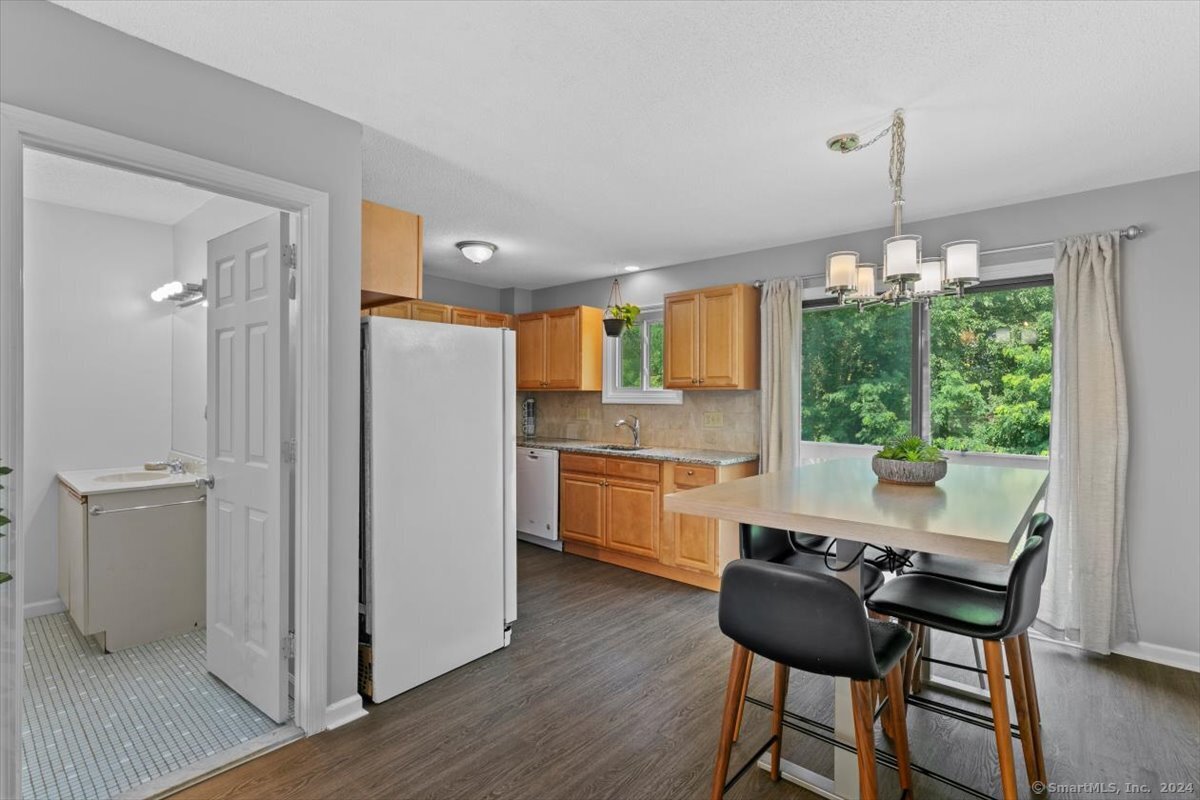 506 Woodward Avenue 13