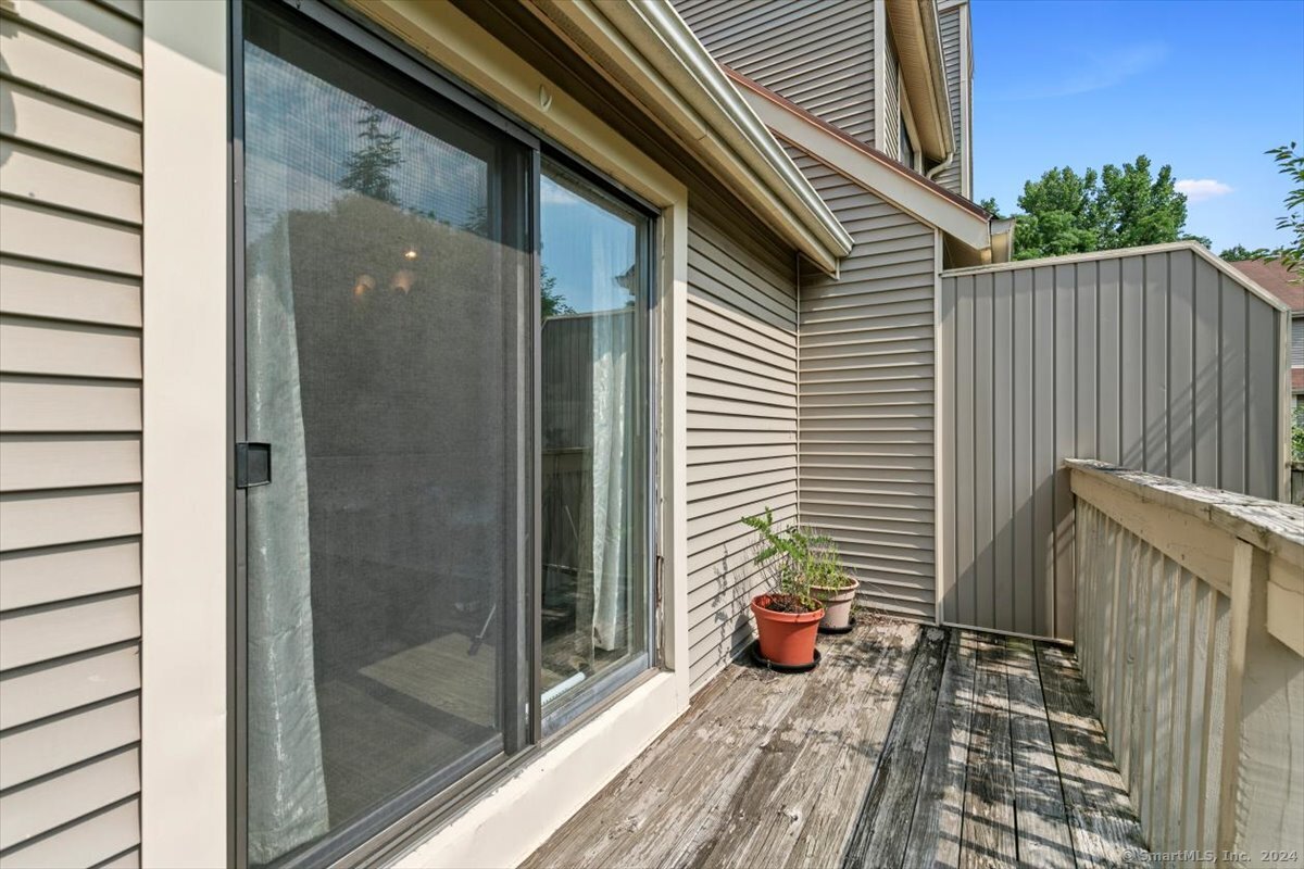 506 Woodward Avenue 13