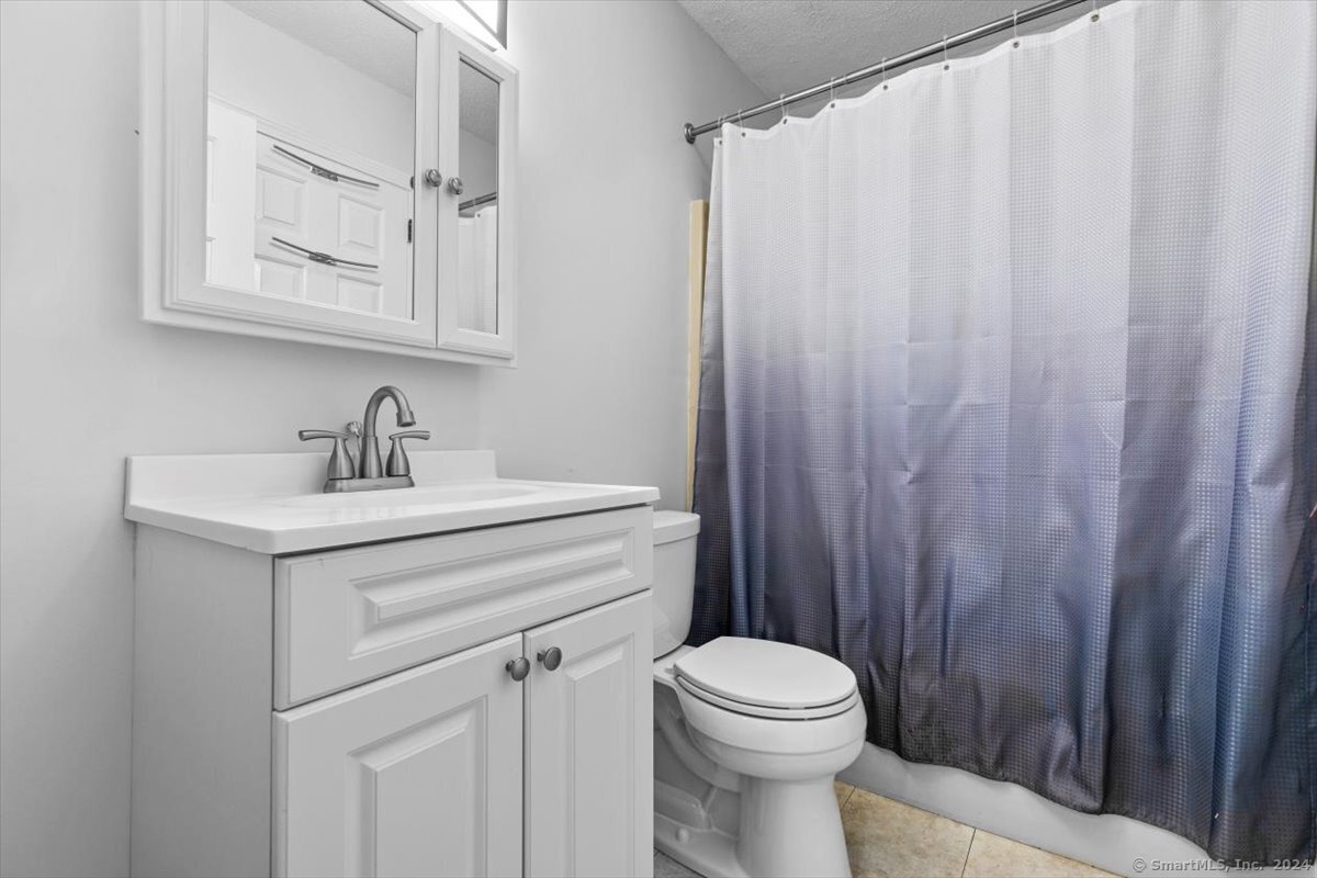 506 Woodward Avenue 13