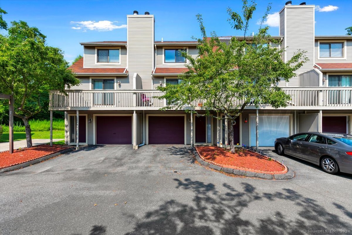 506 Woodward Avenue 13