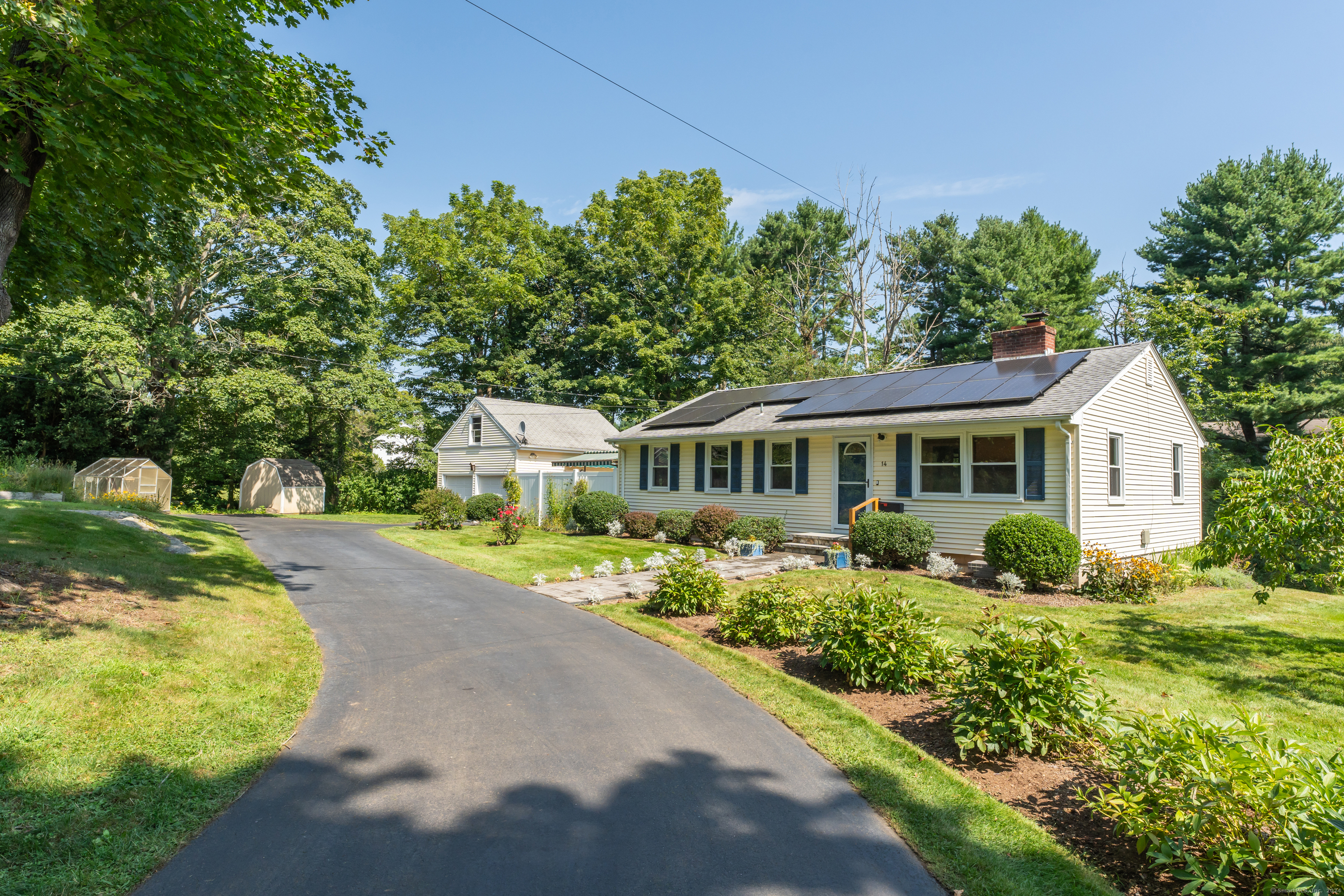 14 Mill Pond Drive
