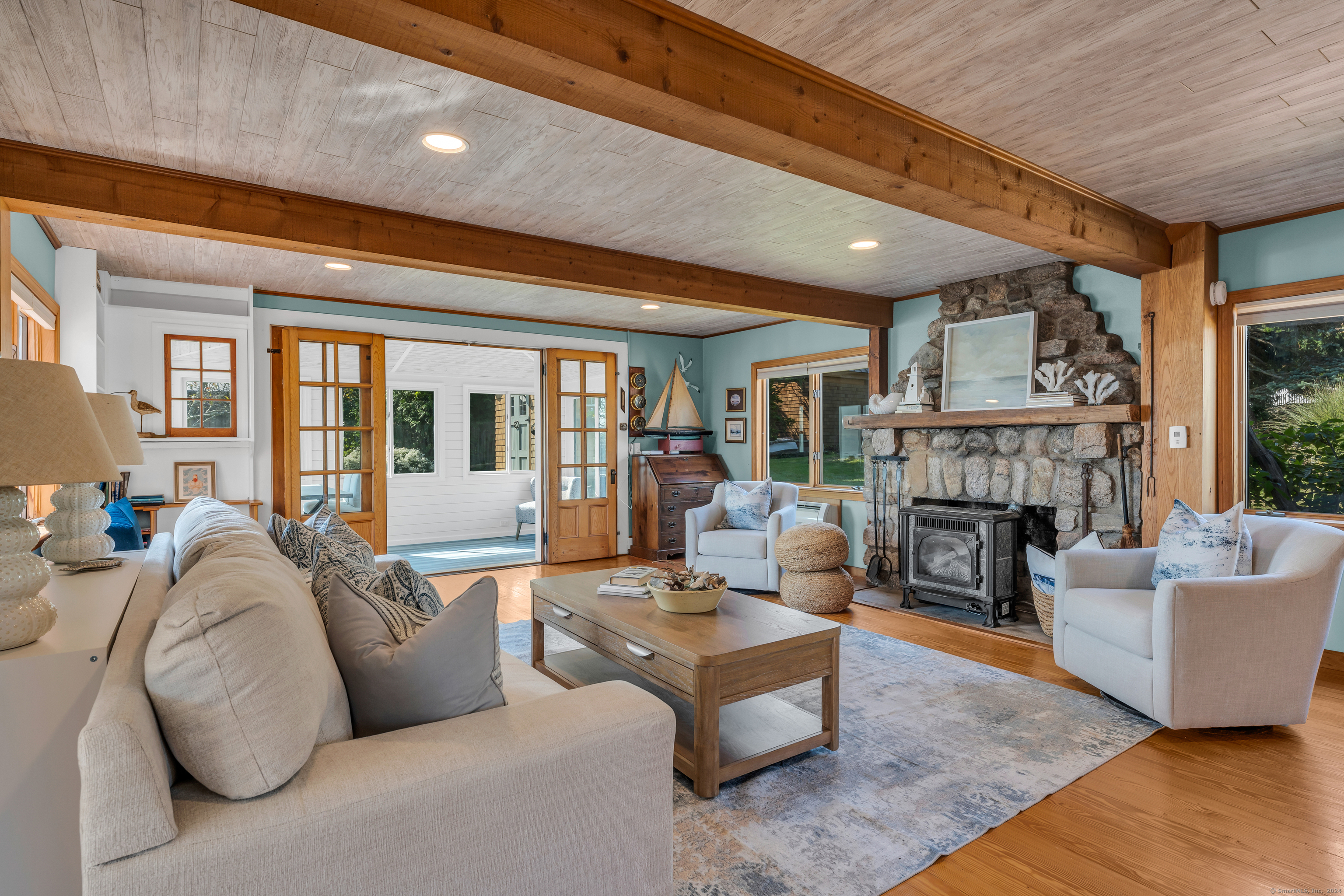 24 Indian Cove Road