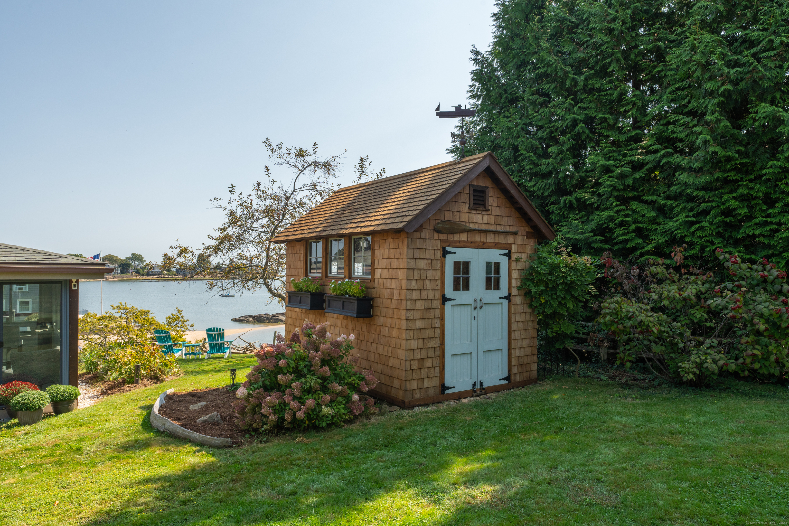 24 Indian Cove Road