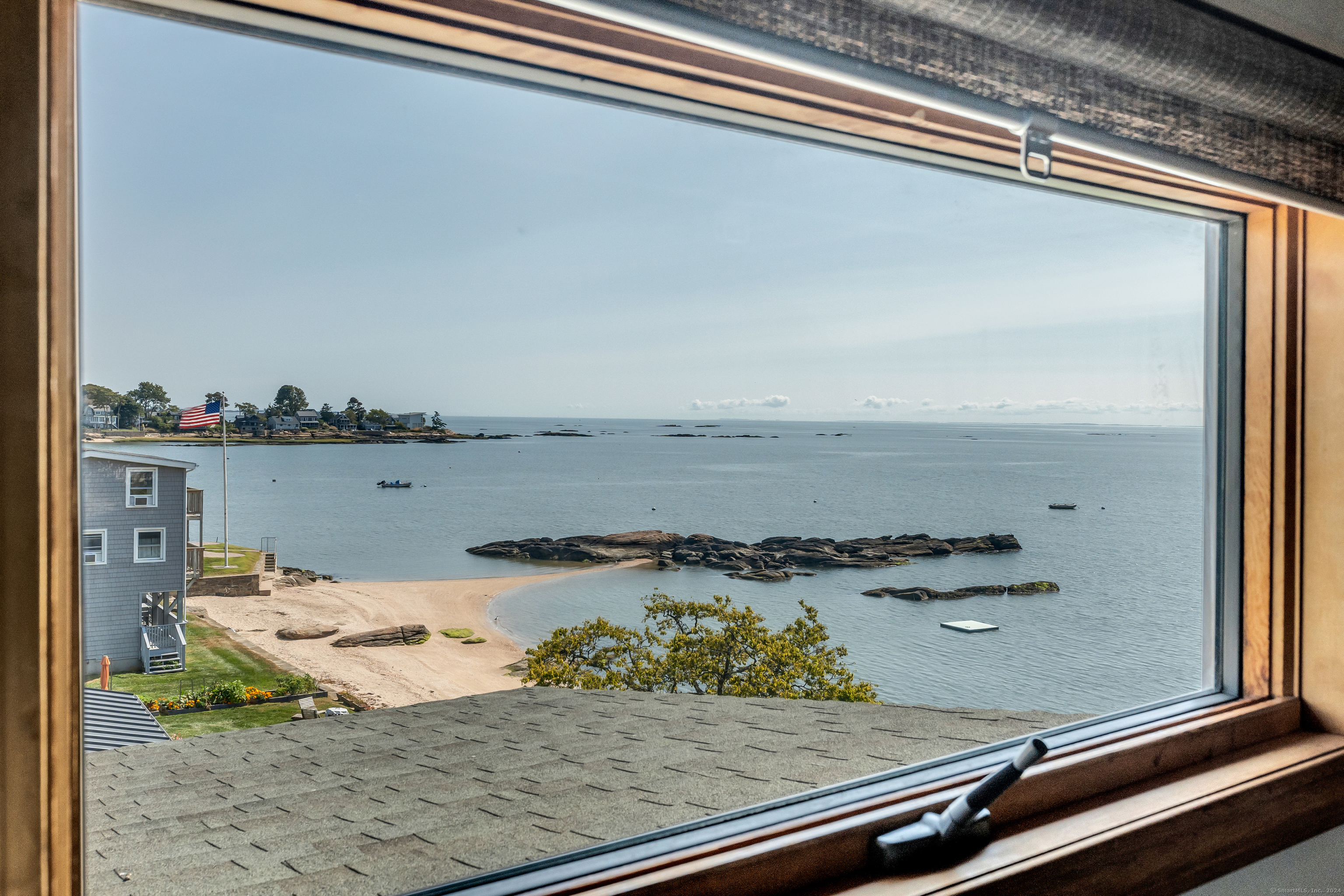 24 Indian Cove Road