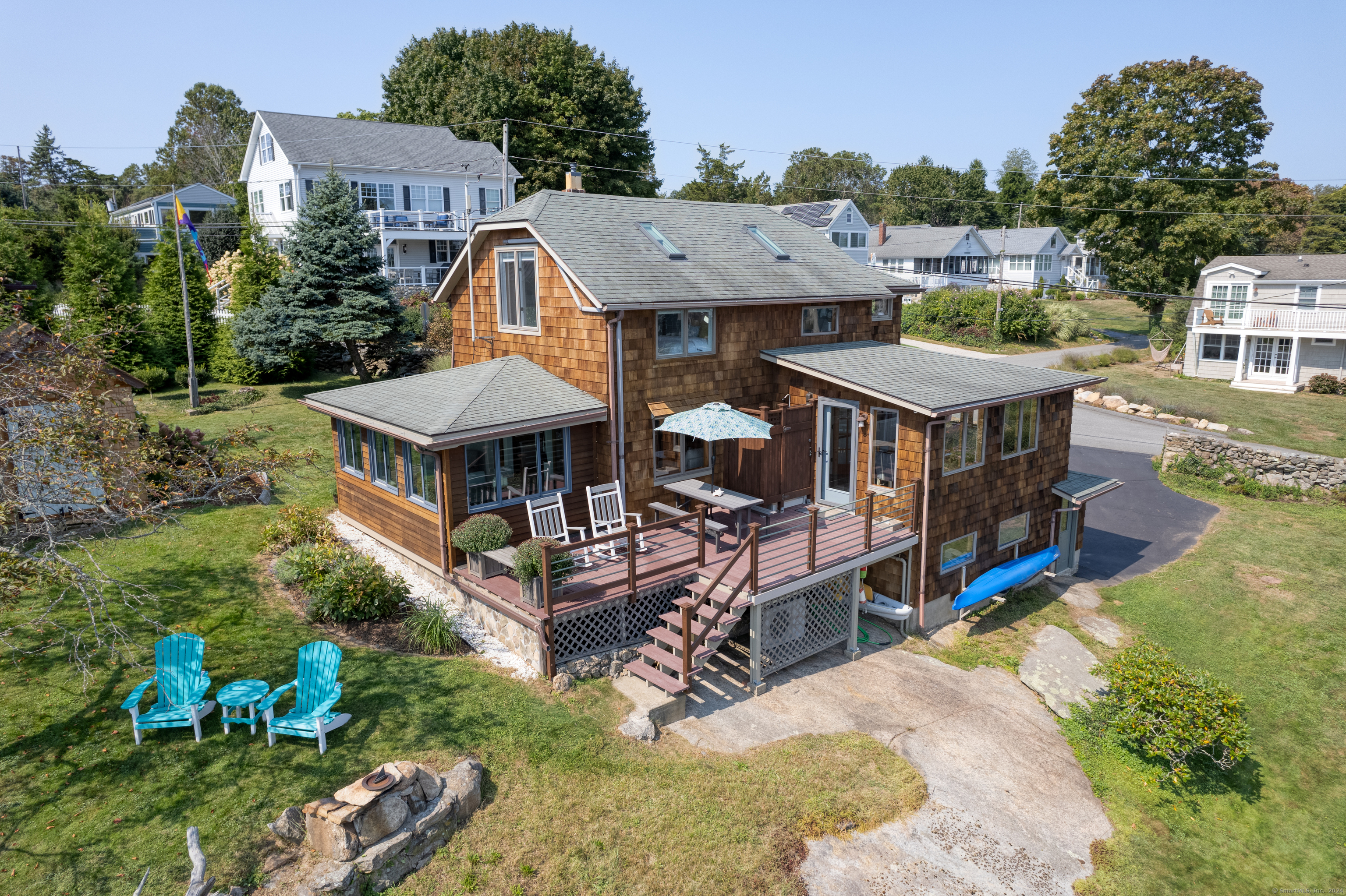 24 Indian Cove Road
