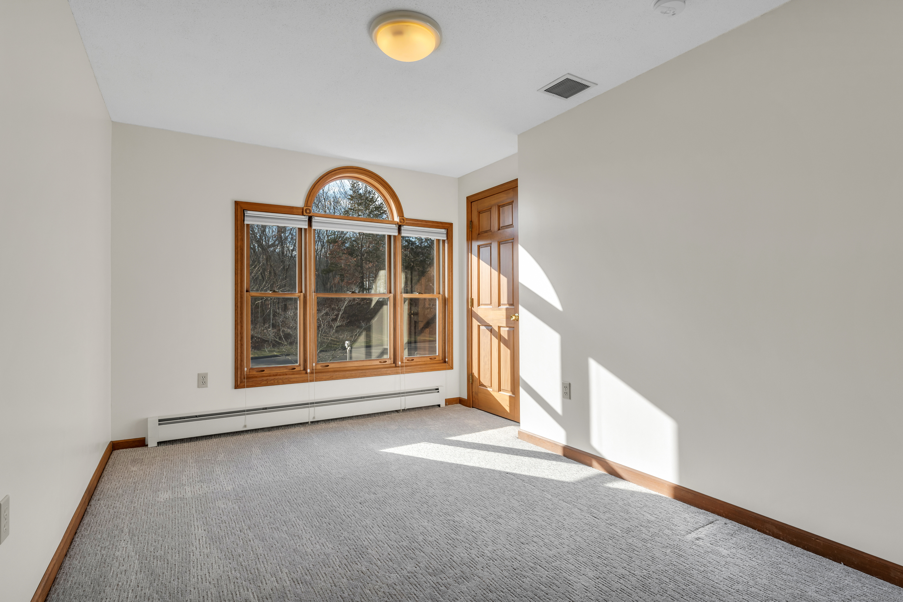 39 Buttonball Lane