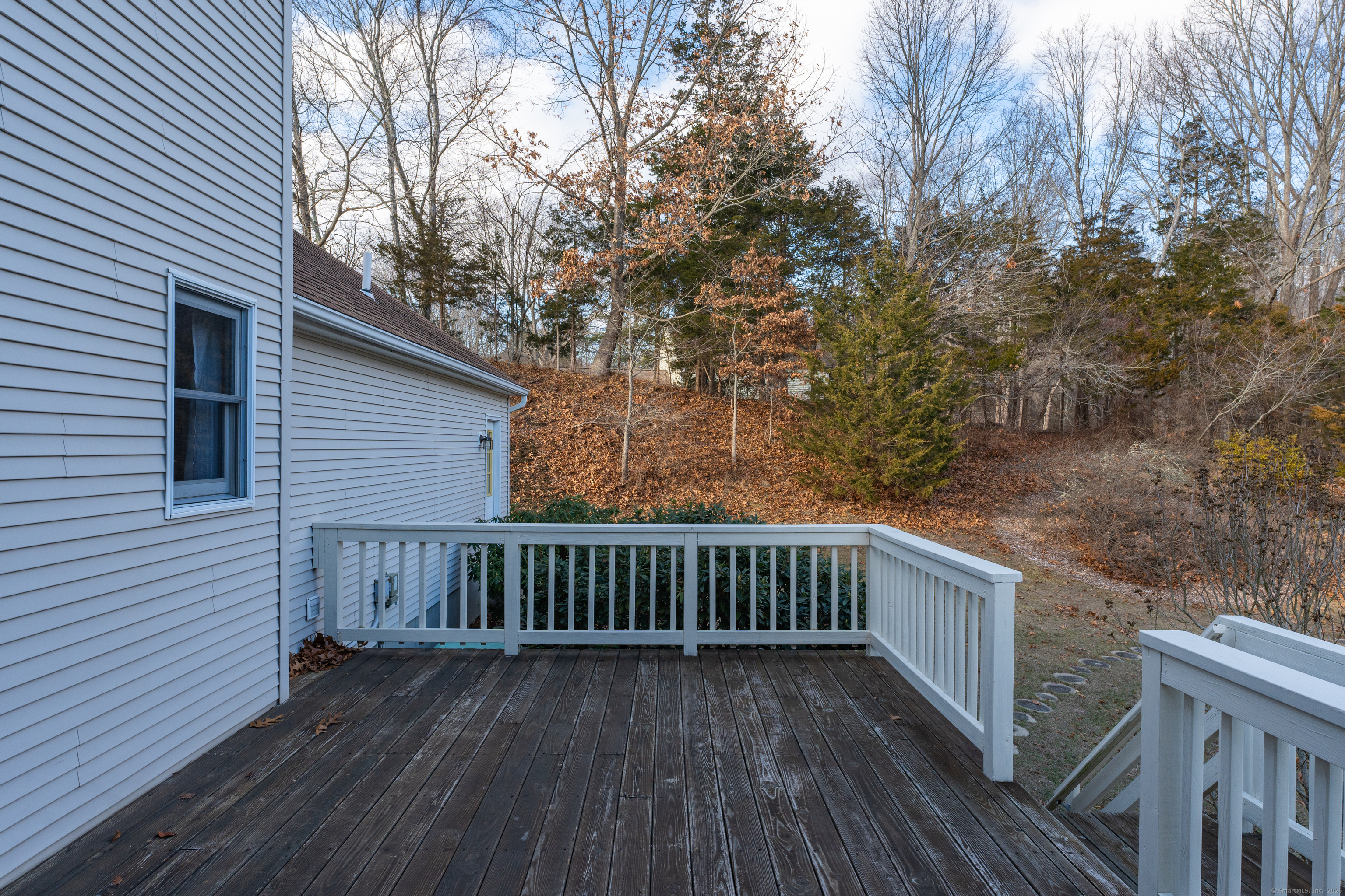 39 Buttonball Lane
