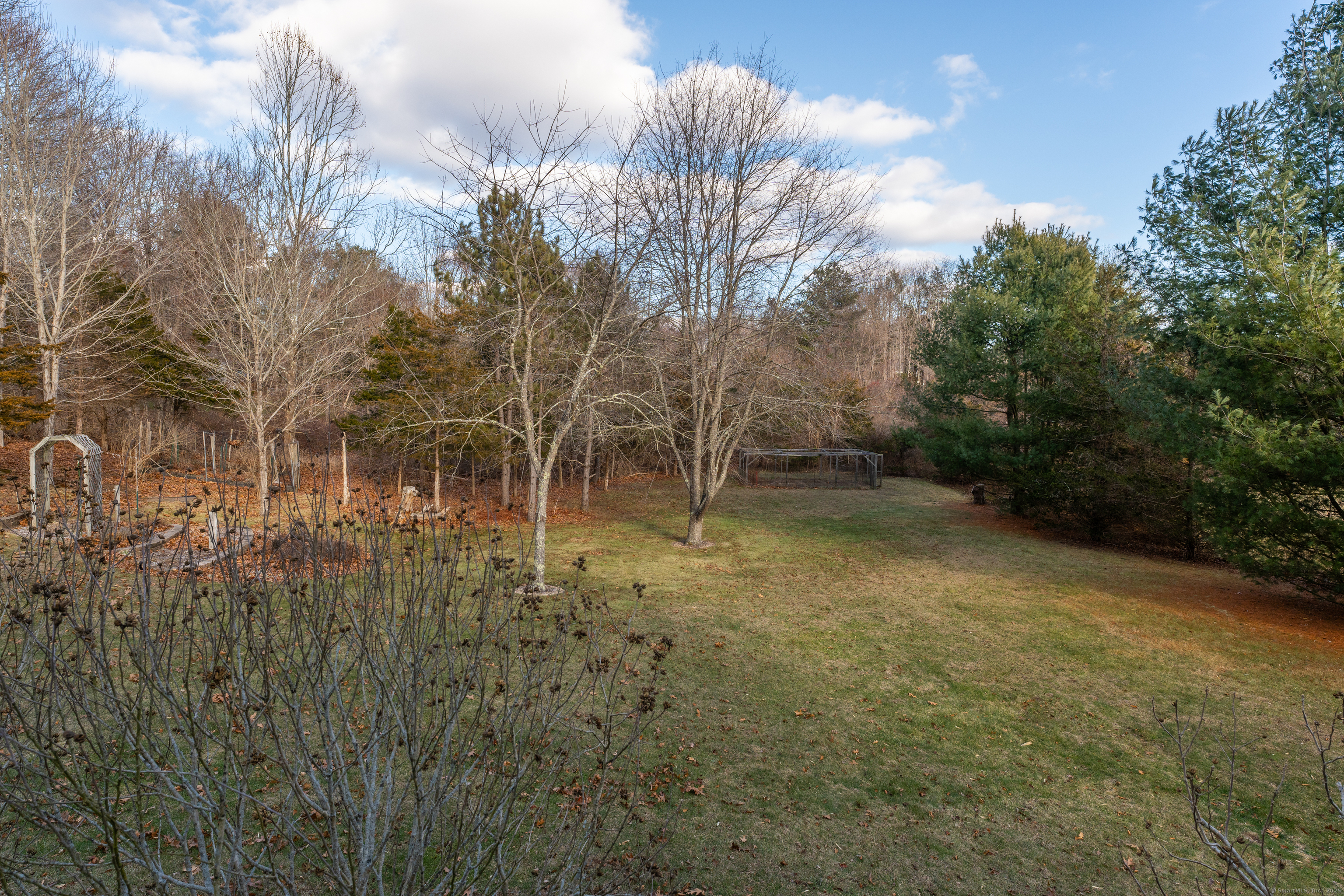 39 Buttonball Lane