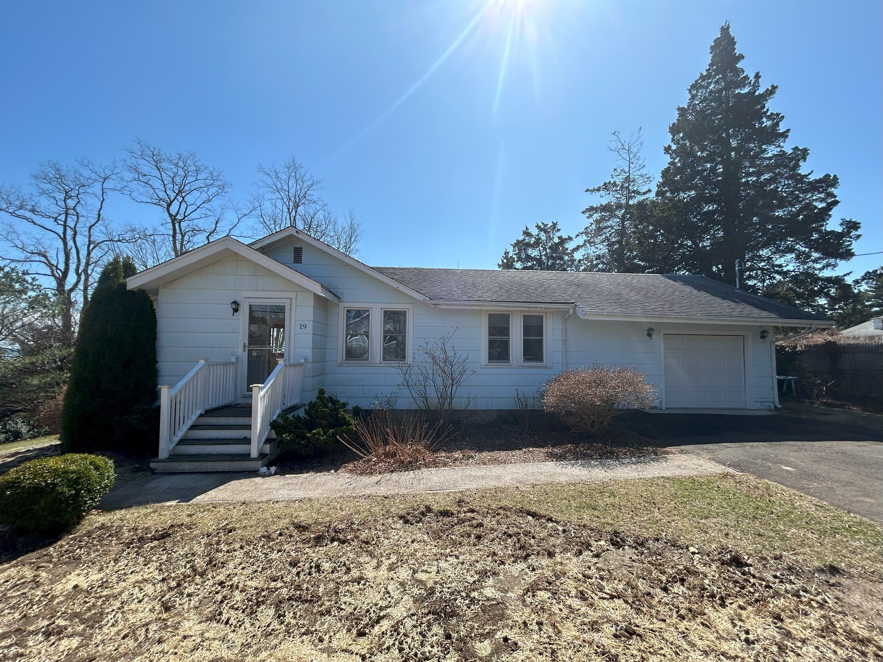 19 Spencer Avenue