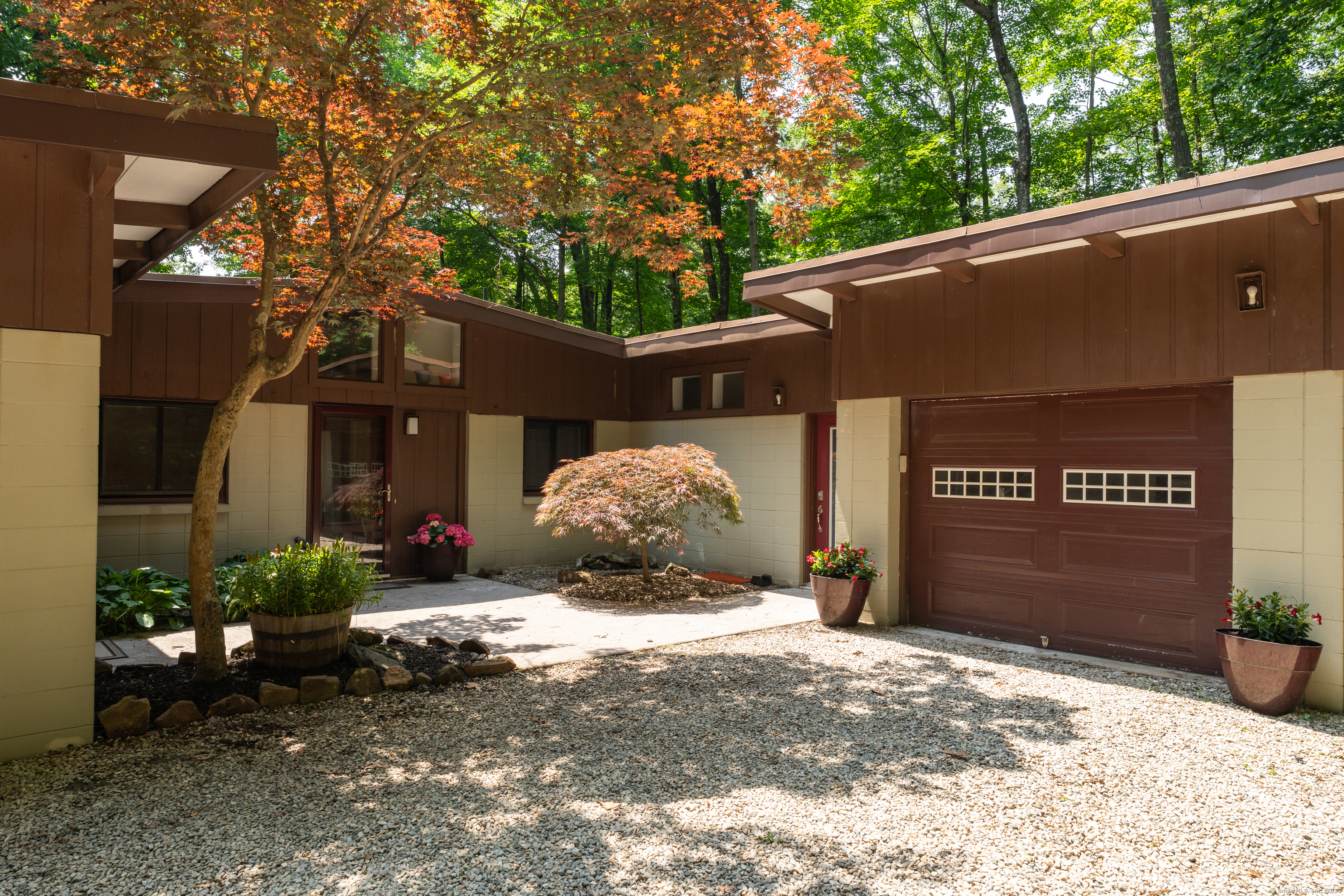 120 Highwoods Drive