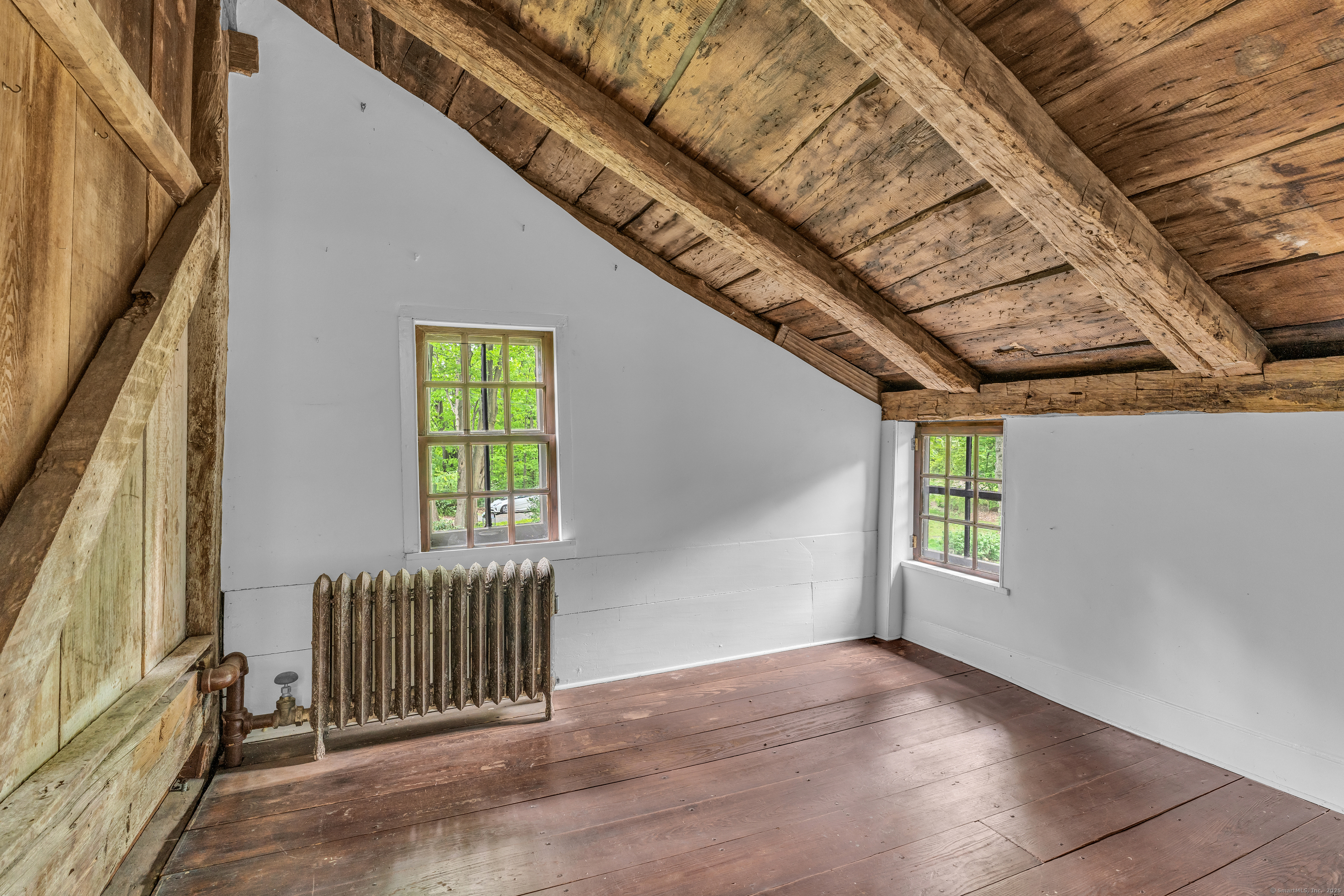 804 Forest Road