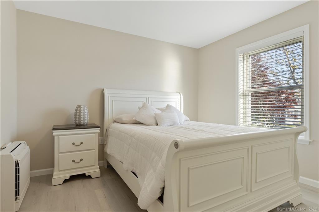 94 Great Harbor Road