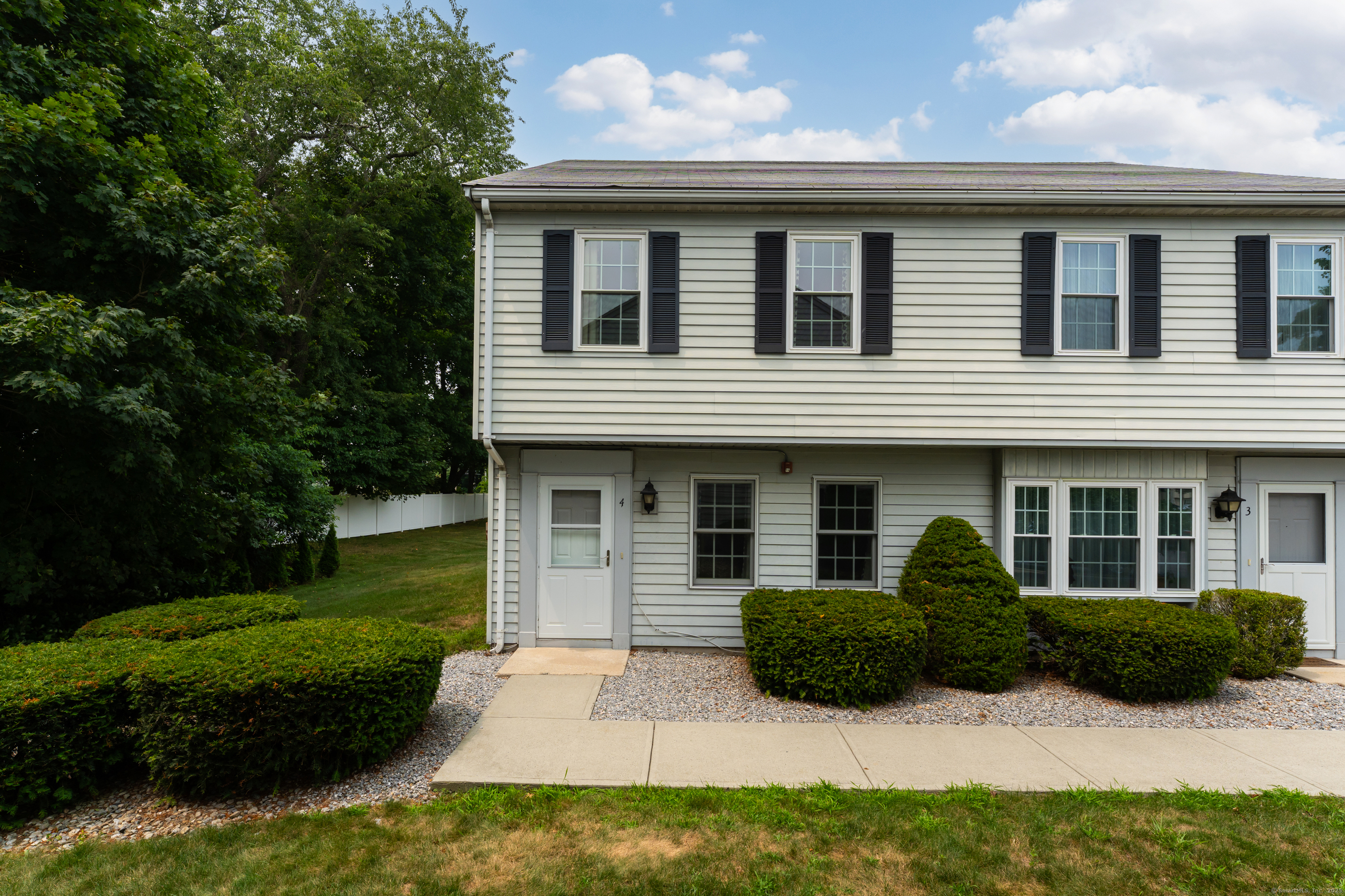 4 Founders Village 4