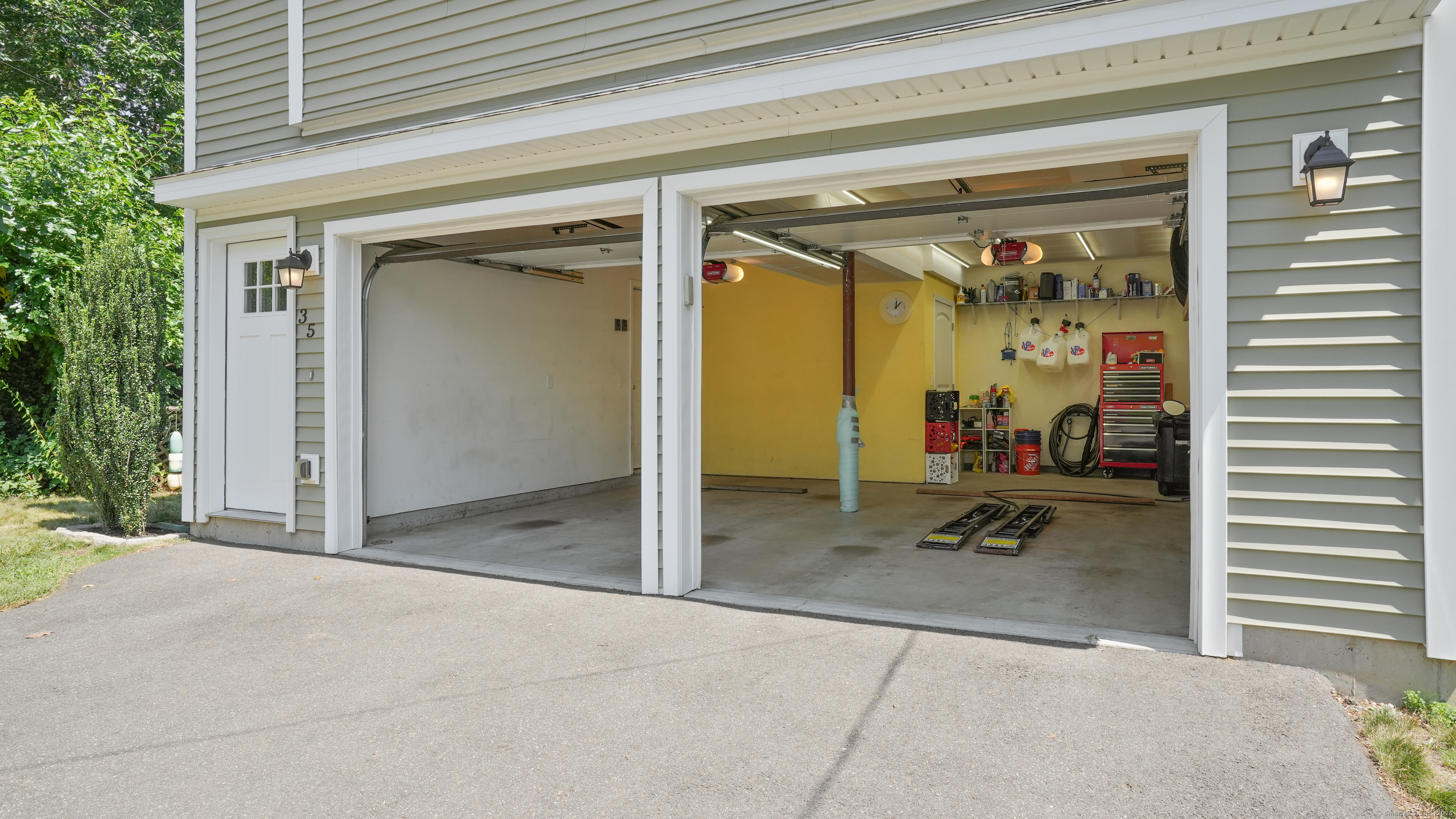 35 Beechwood Avenue