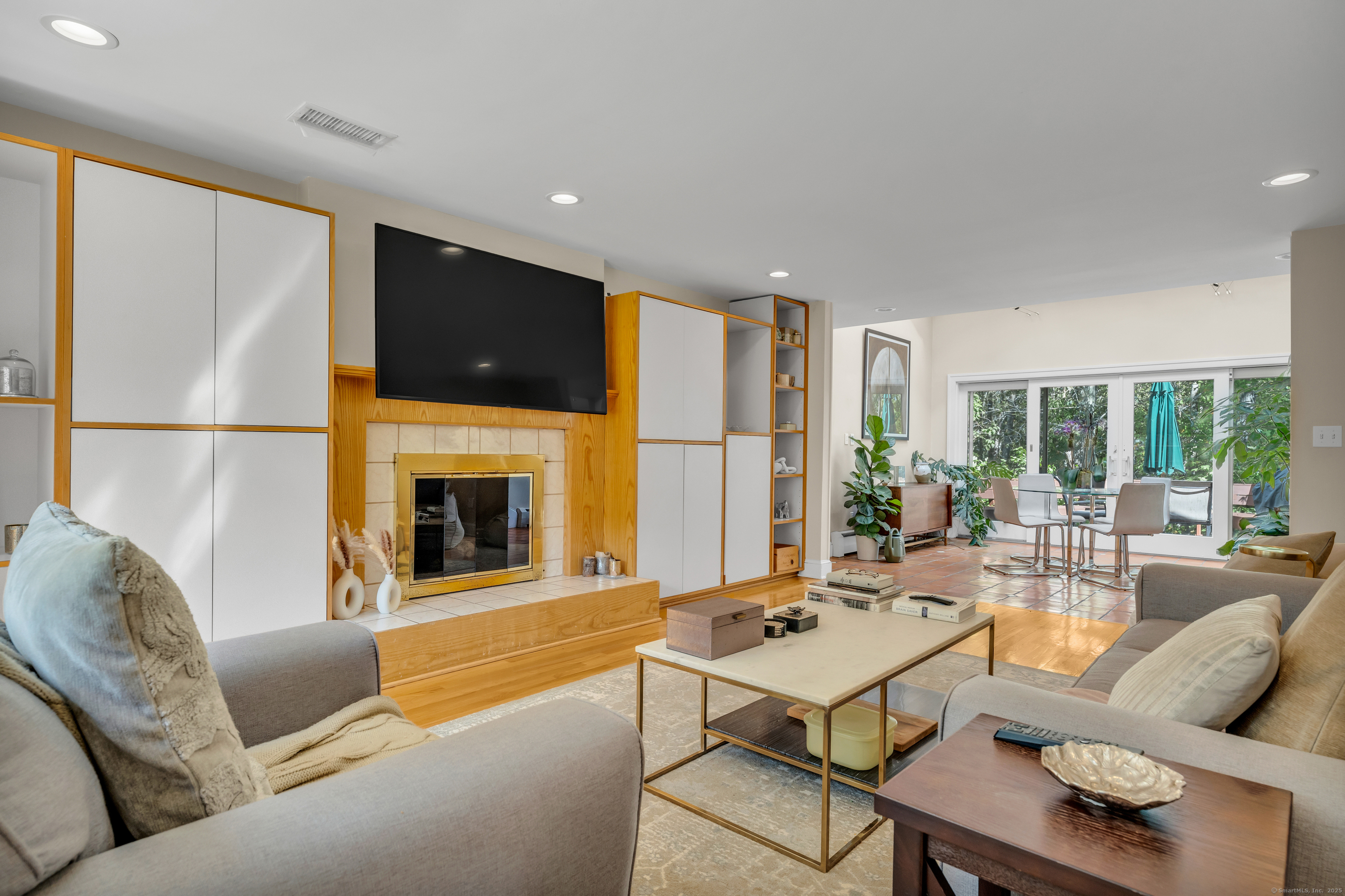 221 Northwood Drive
