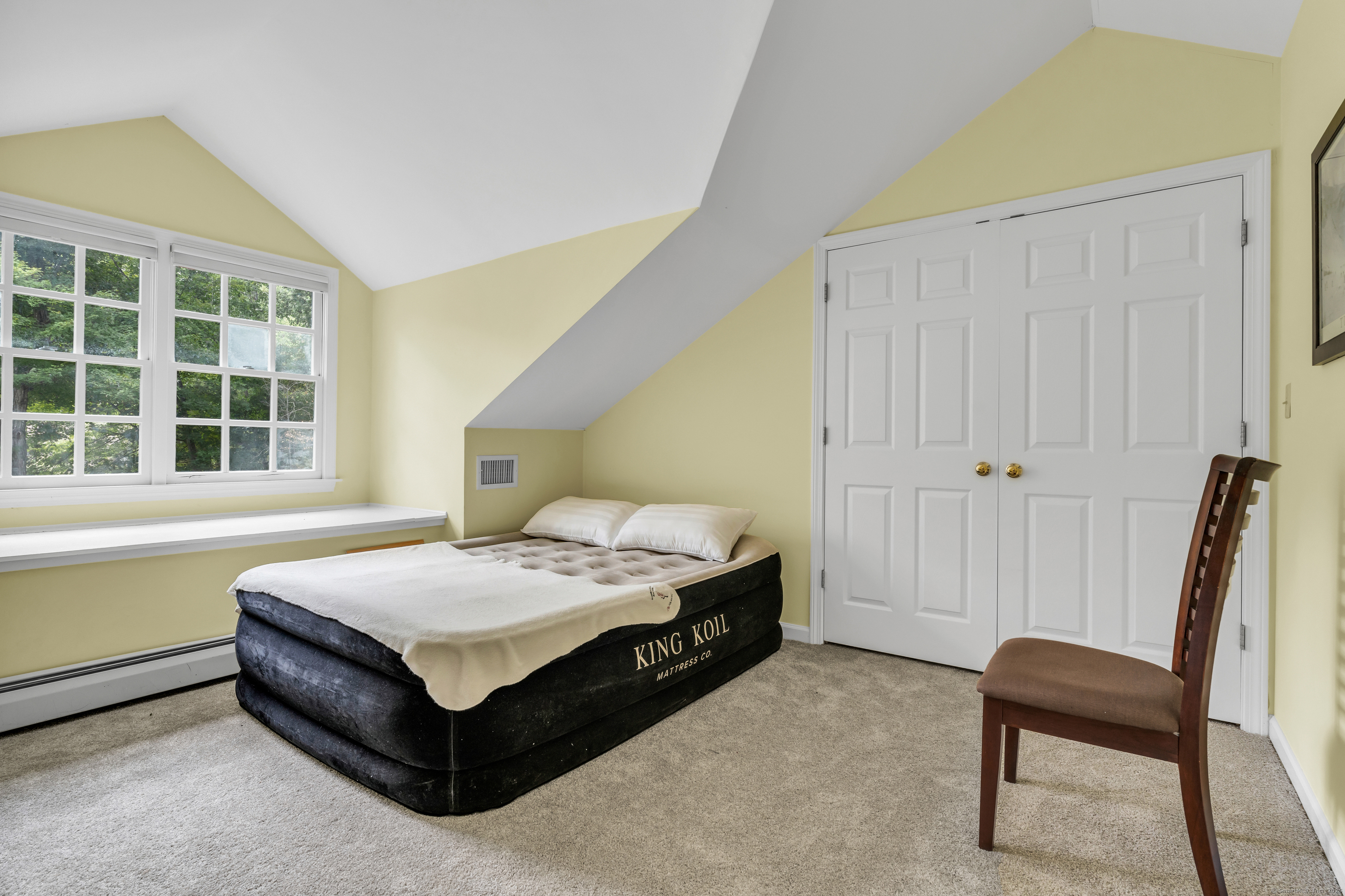 221 Northwood Drive