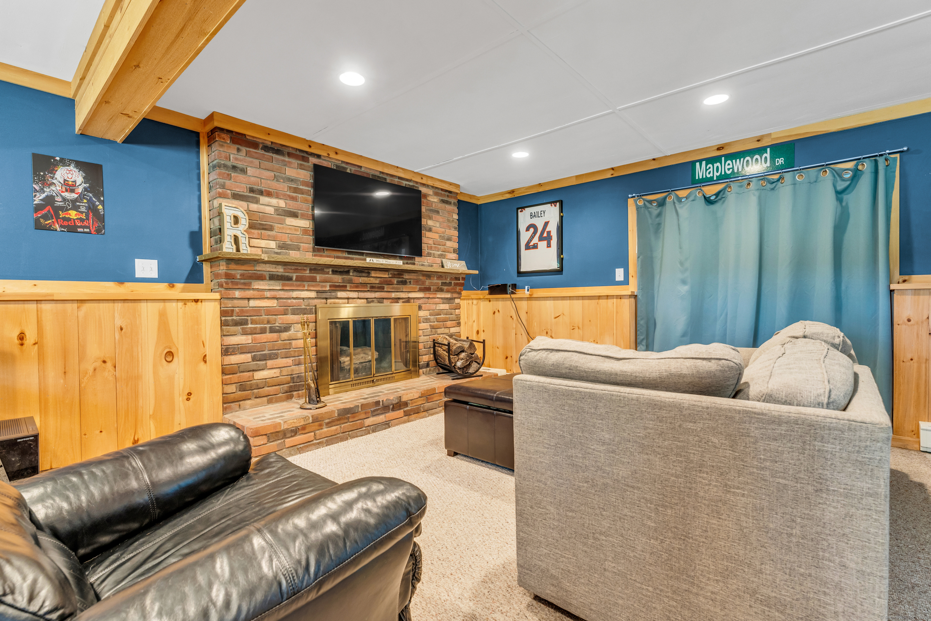 2320 Long Hill Road