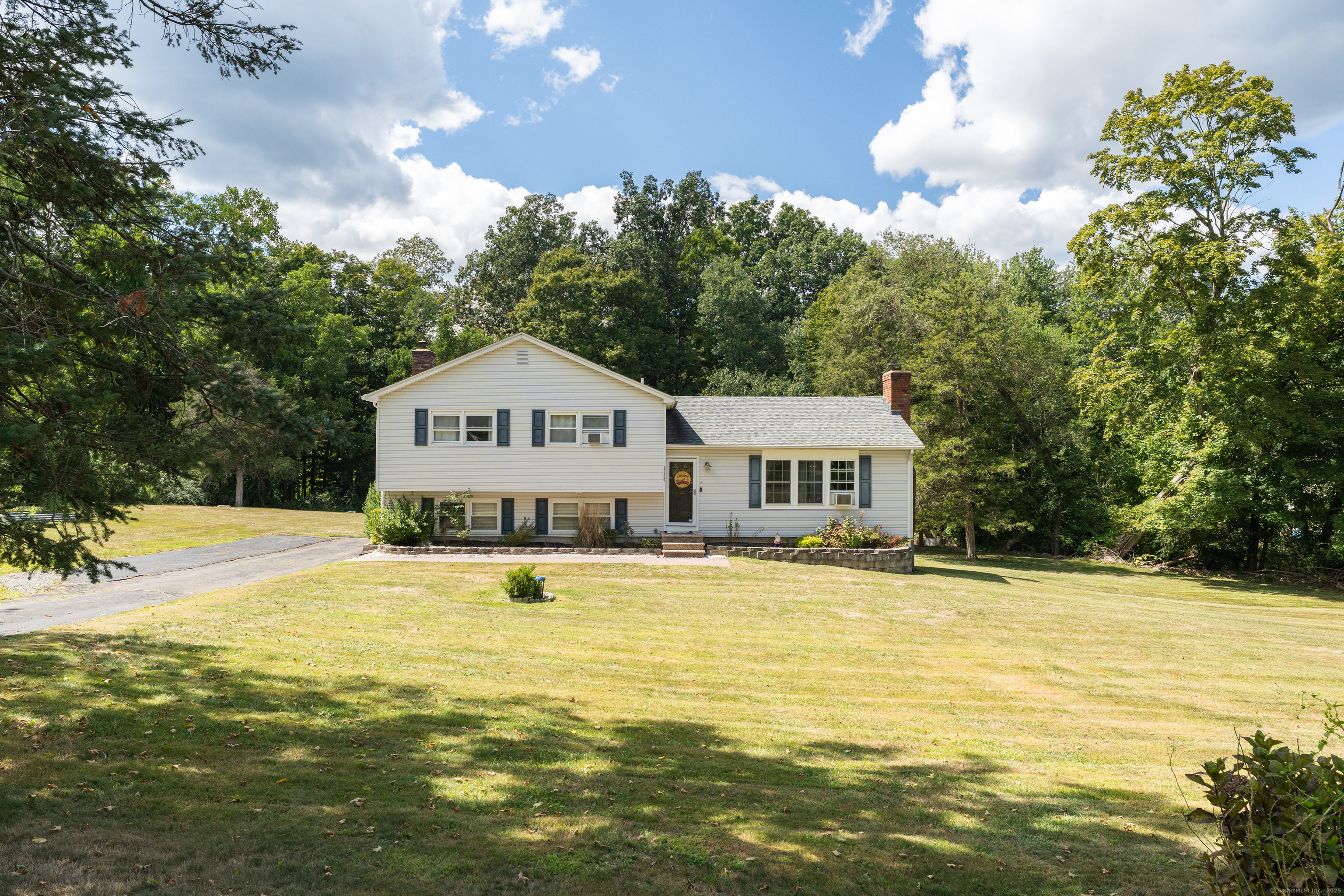 2320 Long Hill Road