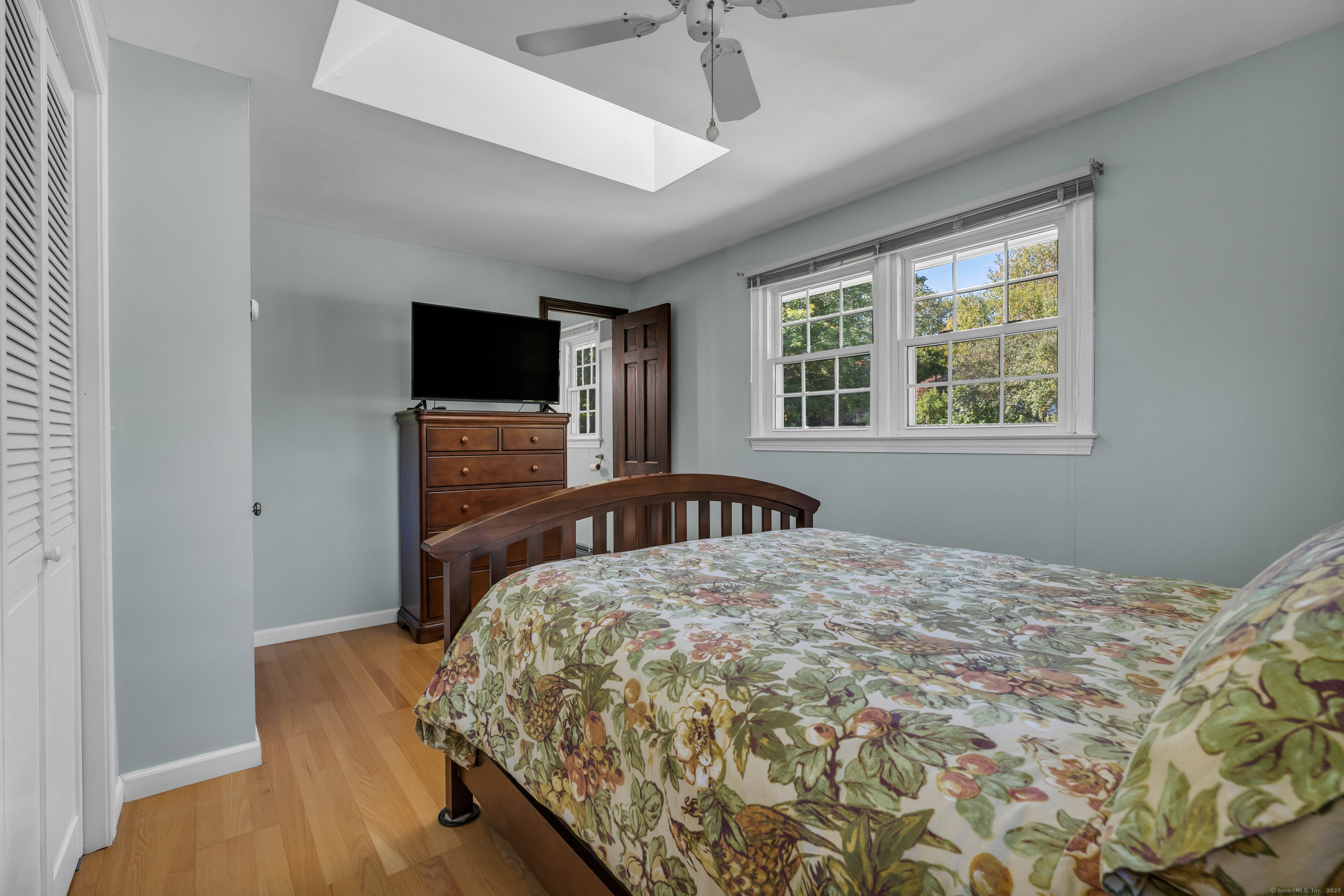1066 Long Hill Road