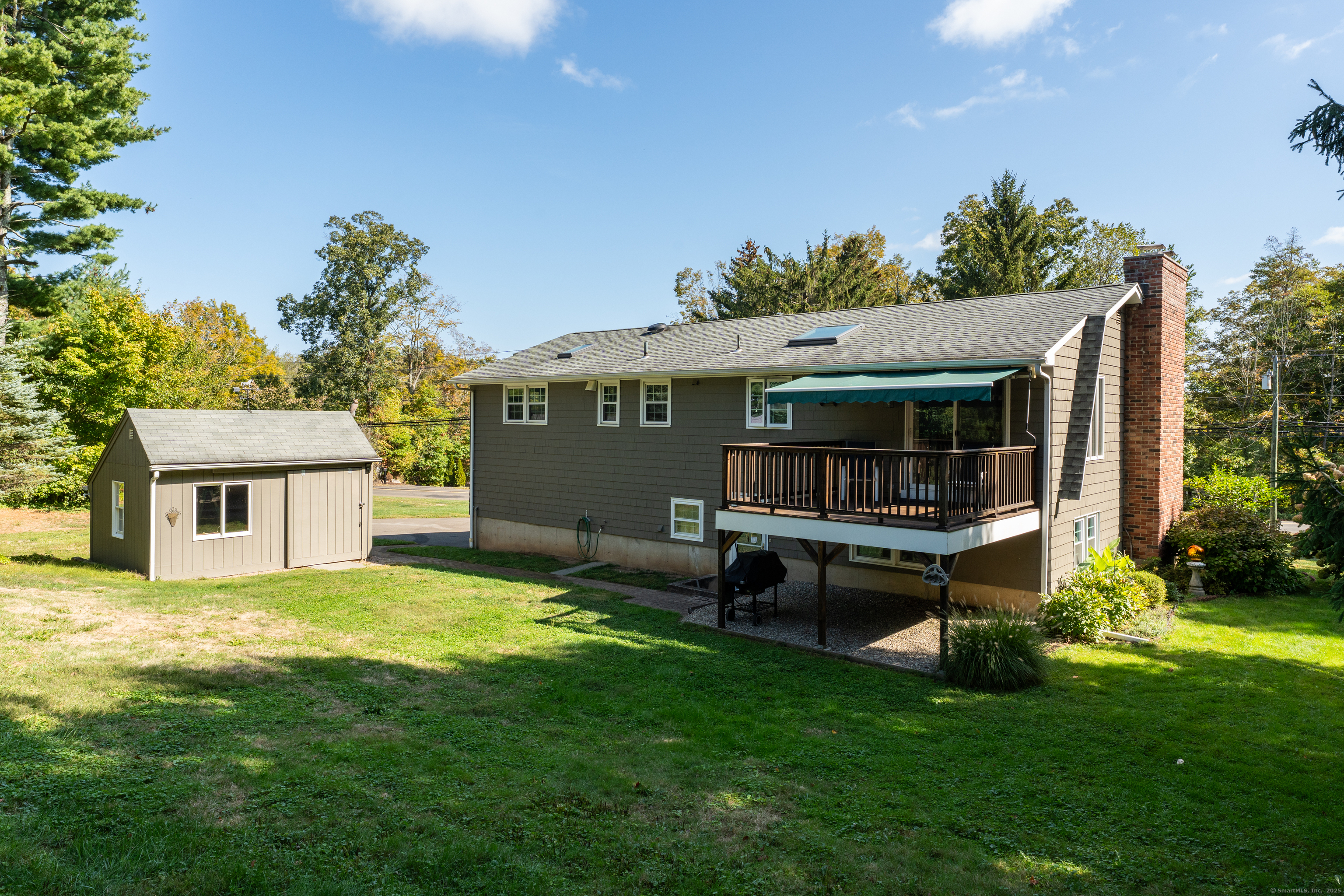 1066 Long Hill Road
