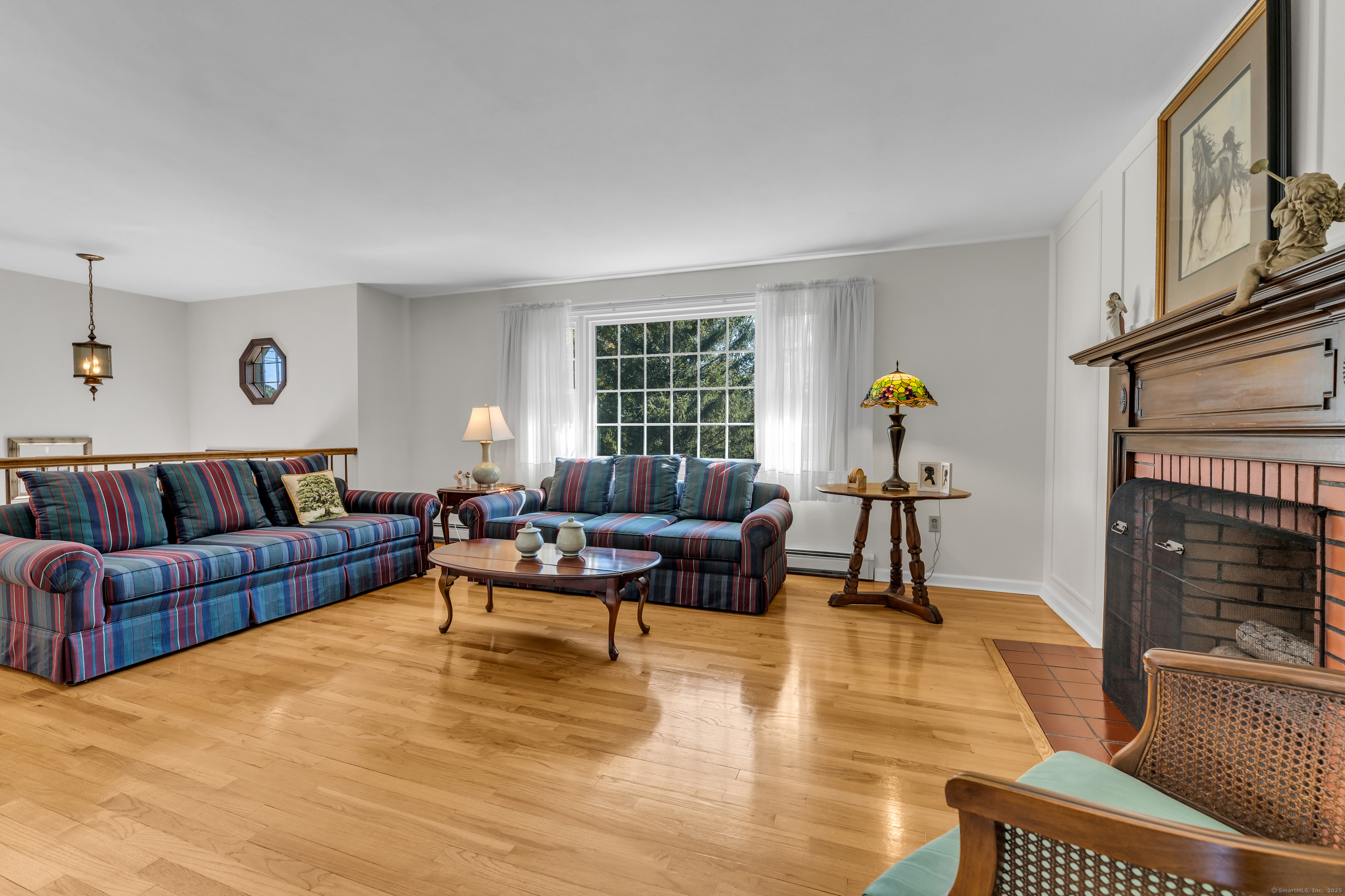1066 Long Hill Road