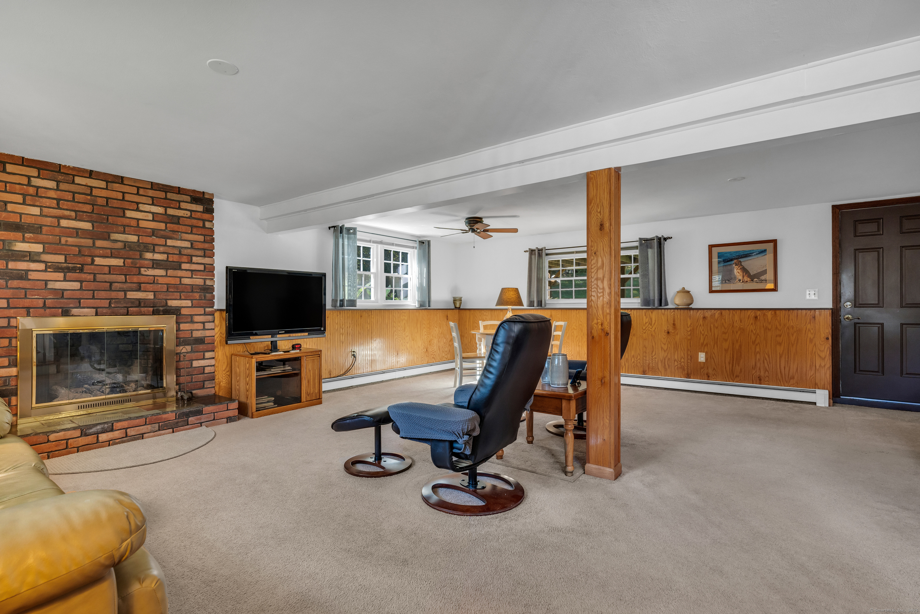 1066 Long Hill Road