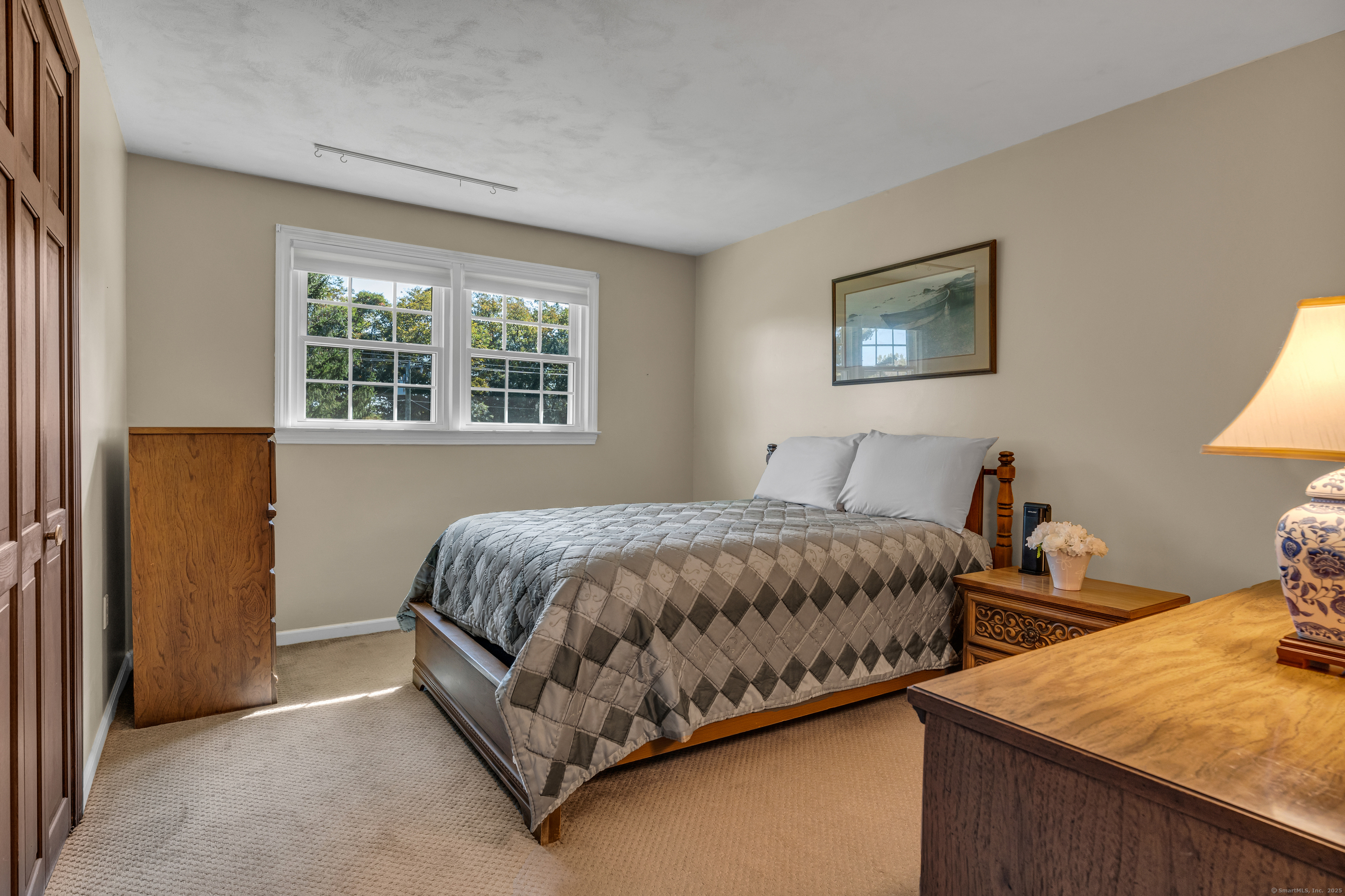 1066 Long Hill Road