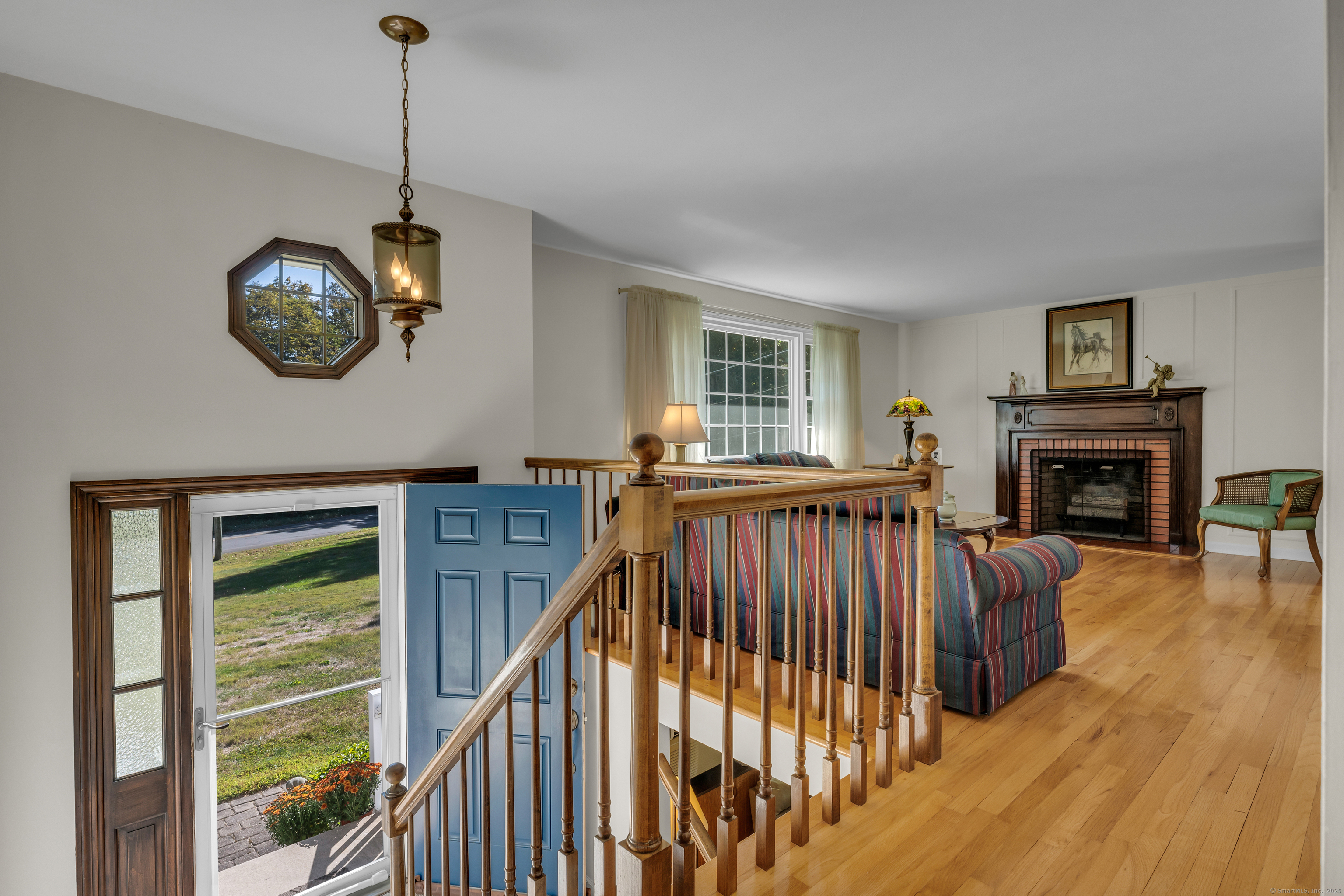1066 Long Hill Road