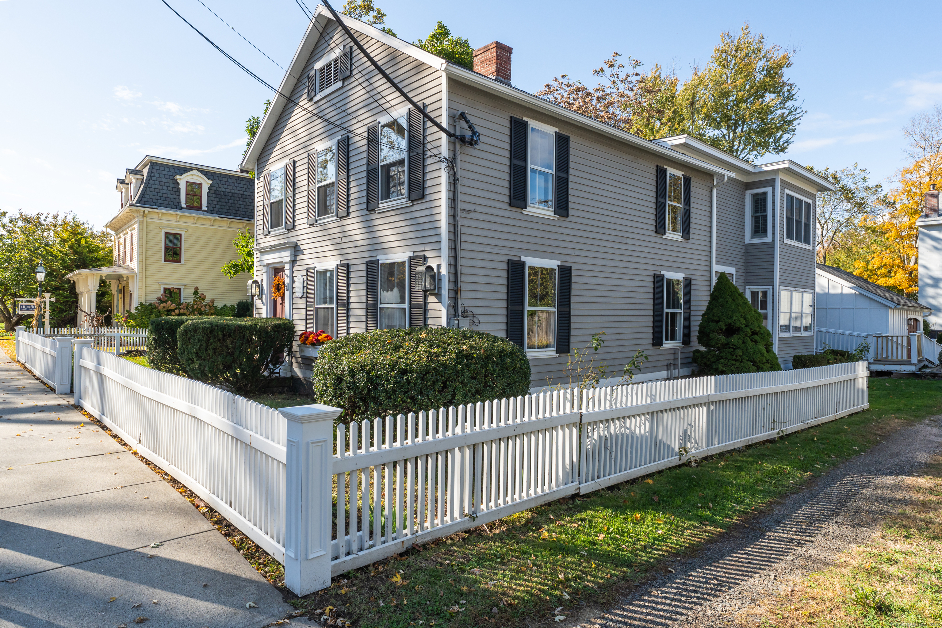 64 Boston Street