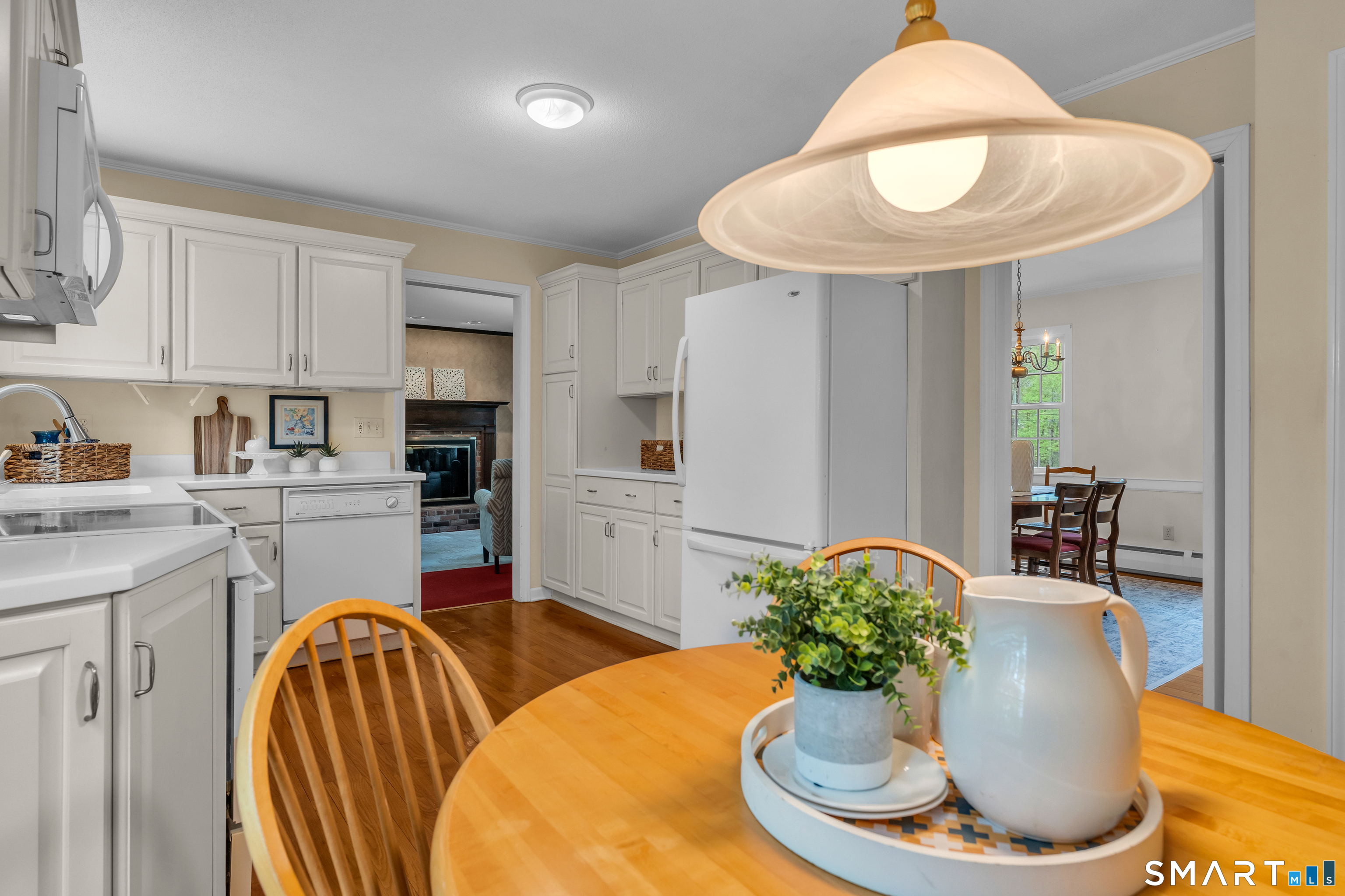 200 Whitethorn Drive