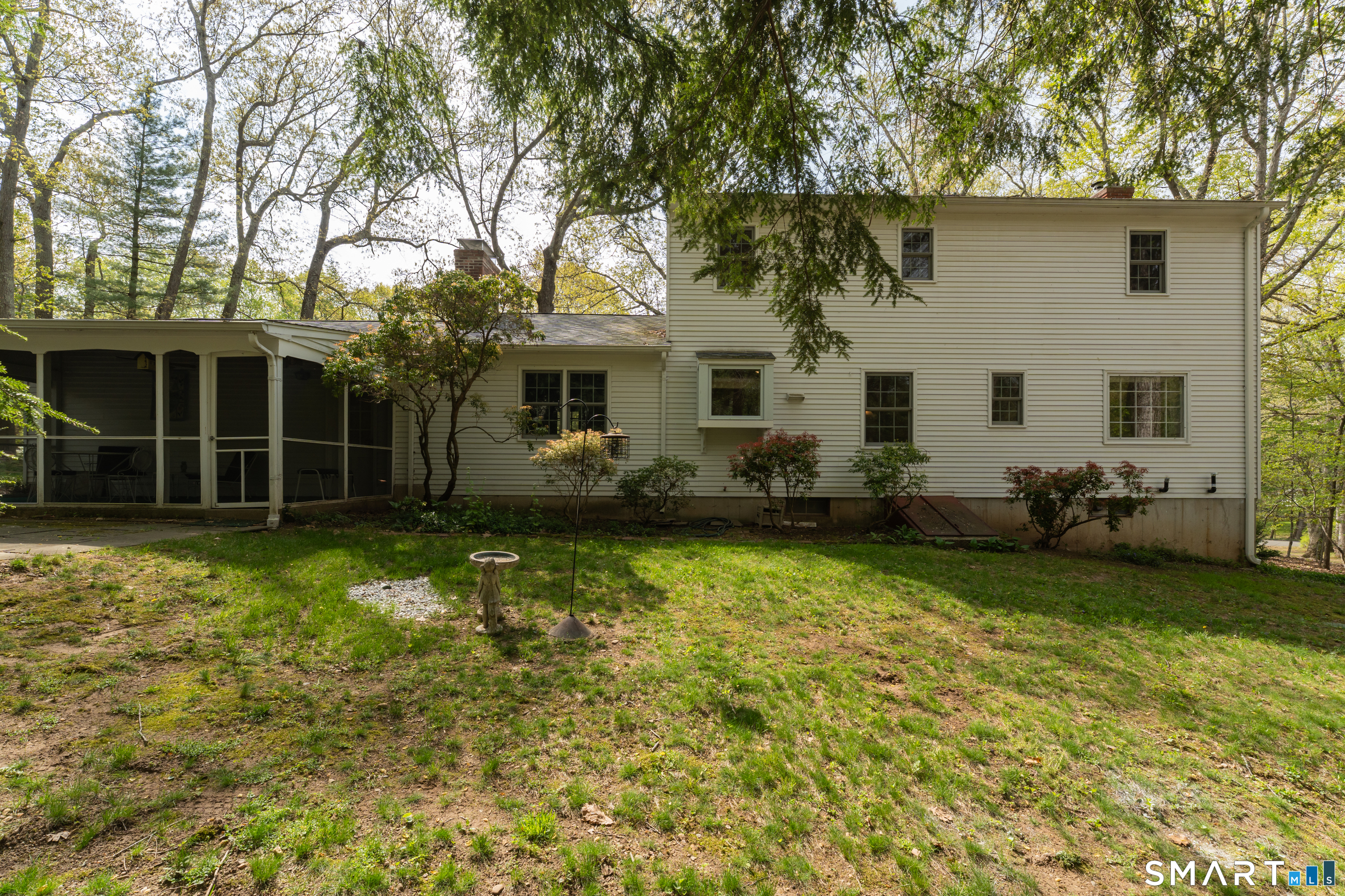200 Whitethorn Drive