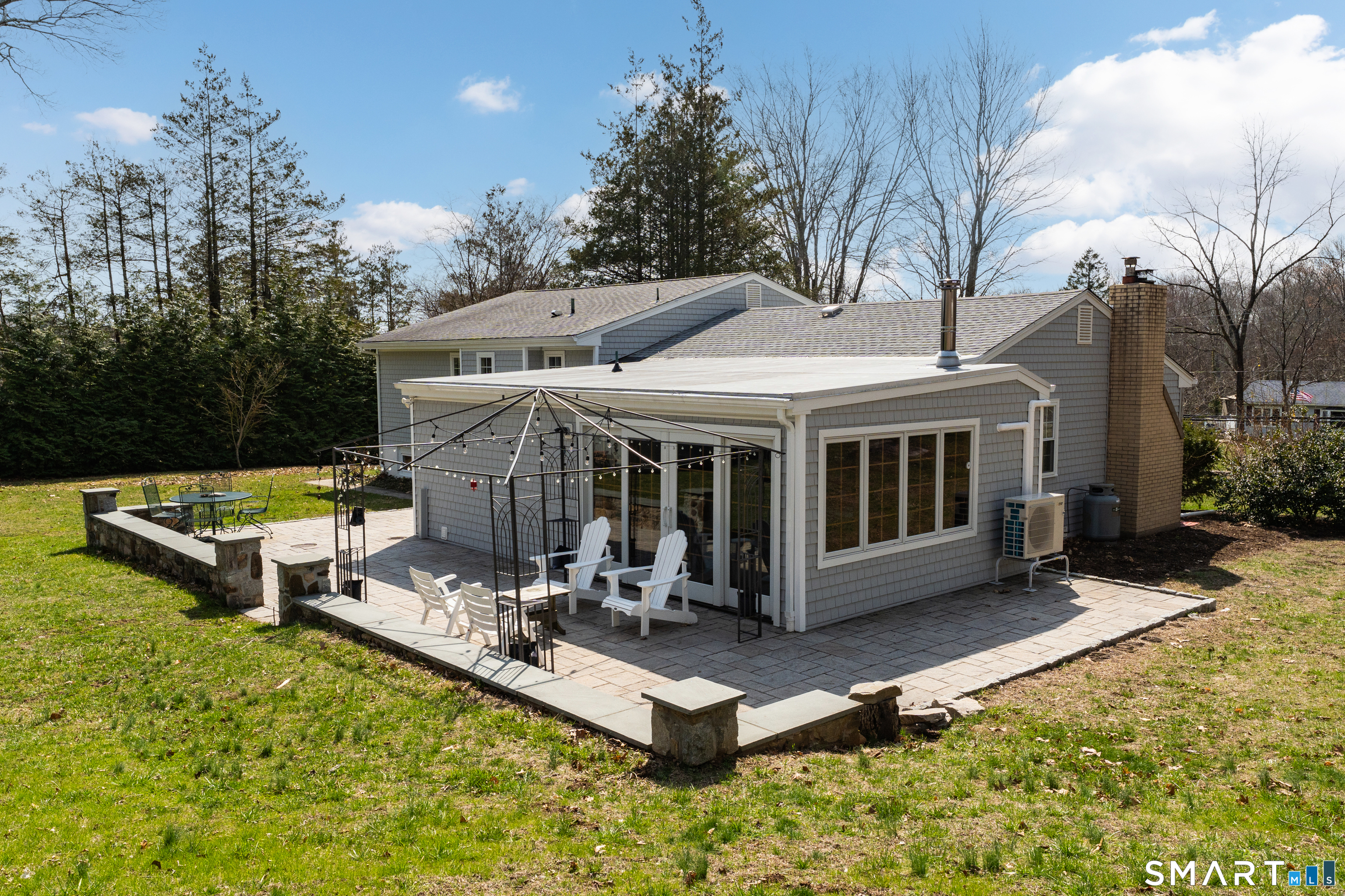 51 West Lake Avenue