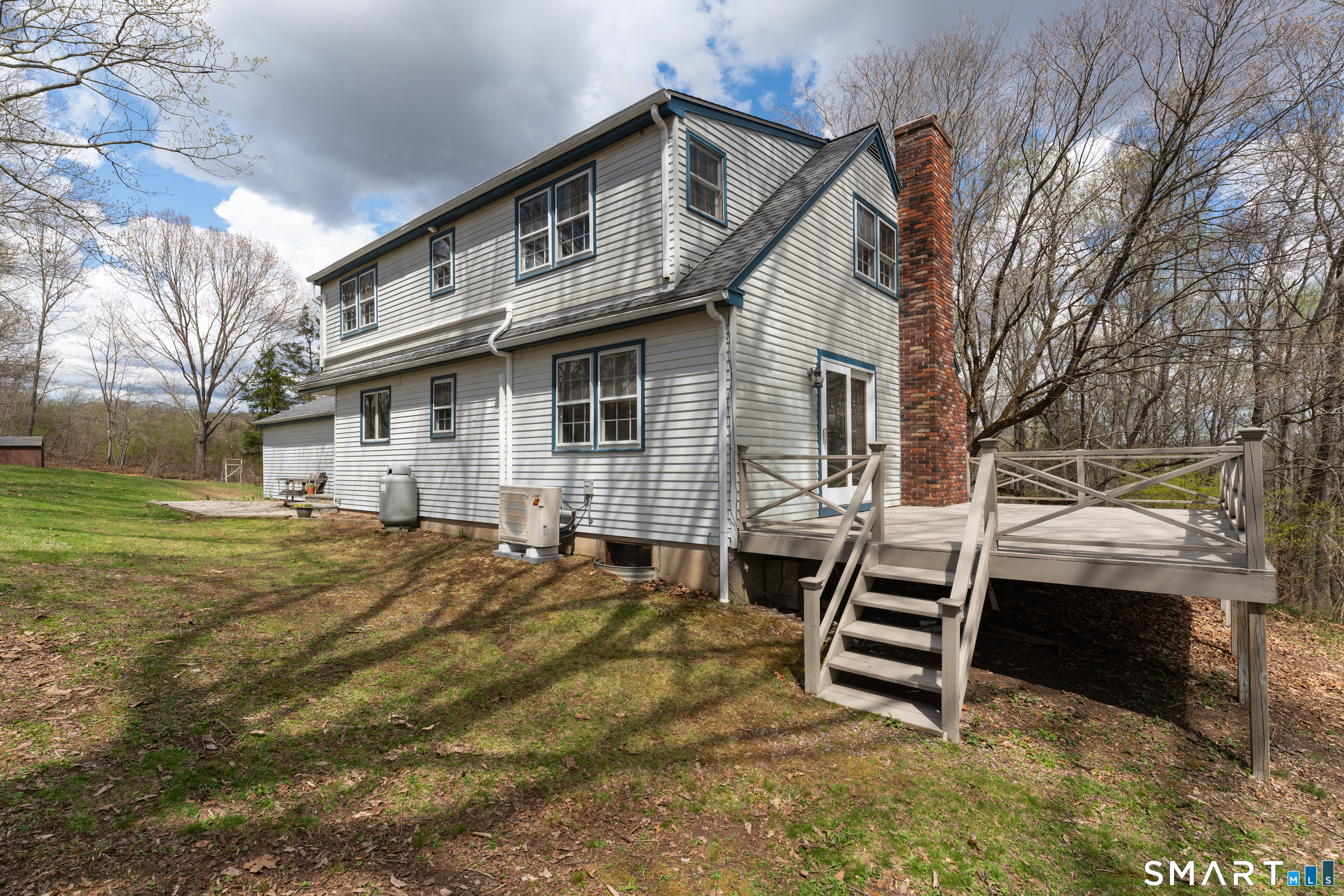 94 Quonnipaug Hill Road