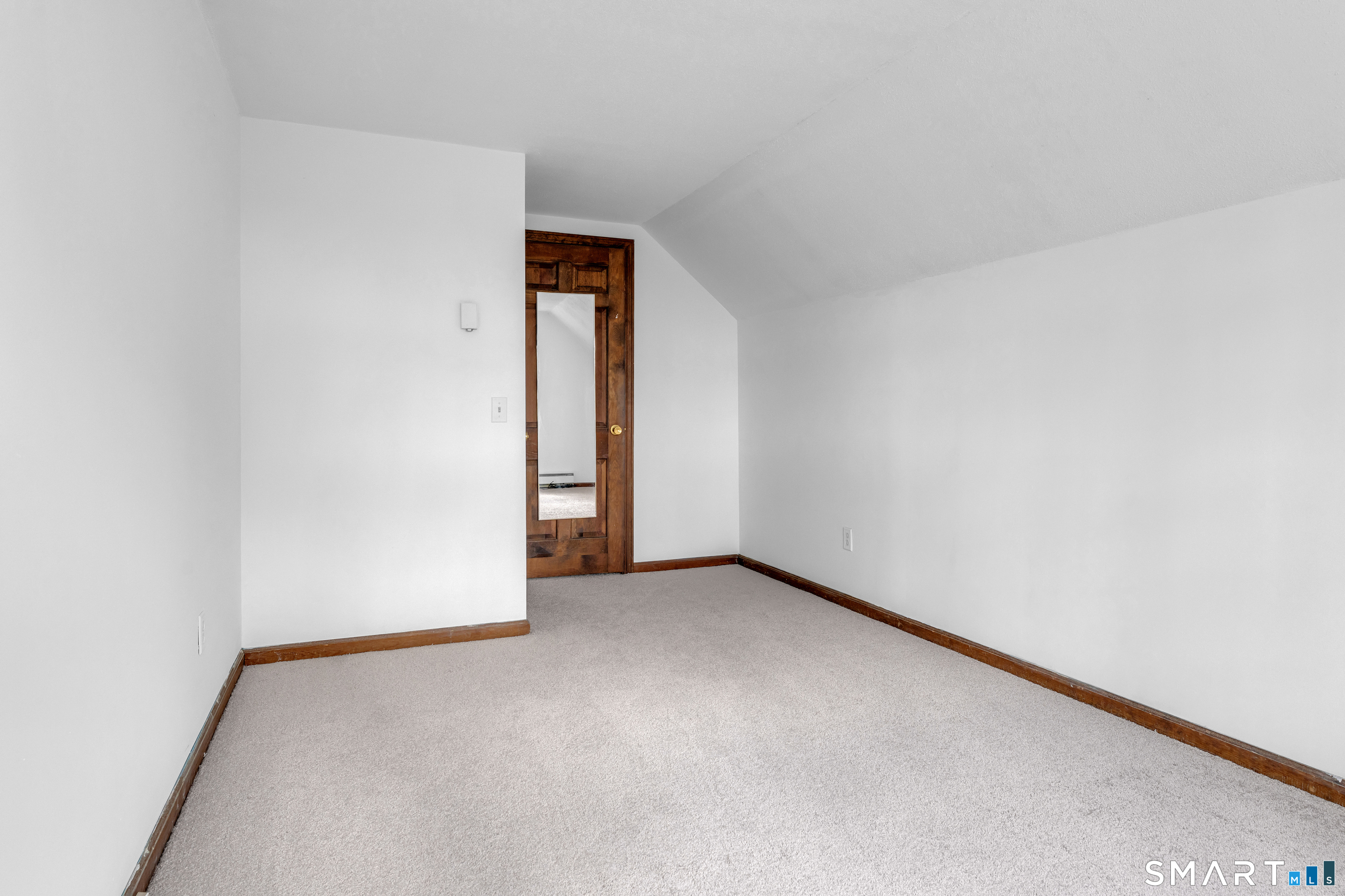 94 Quonnipaug Hill Road